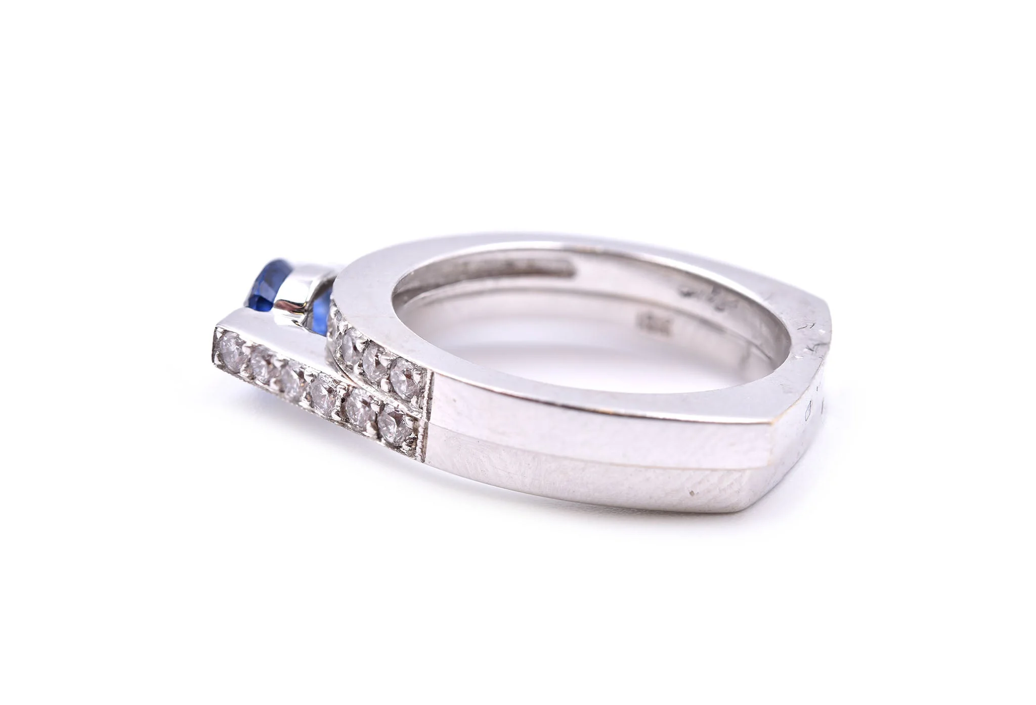 1.00 Carats Sapphire and Diamond 18k White Gold Ring Set - Image 3