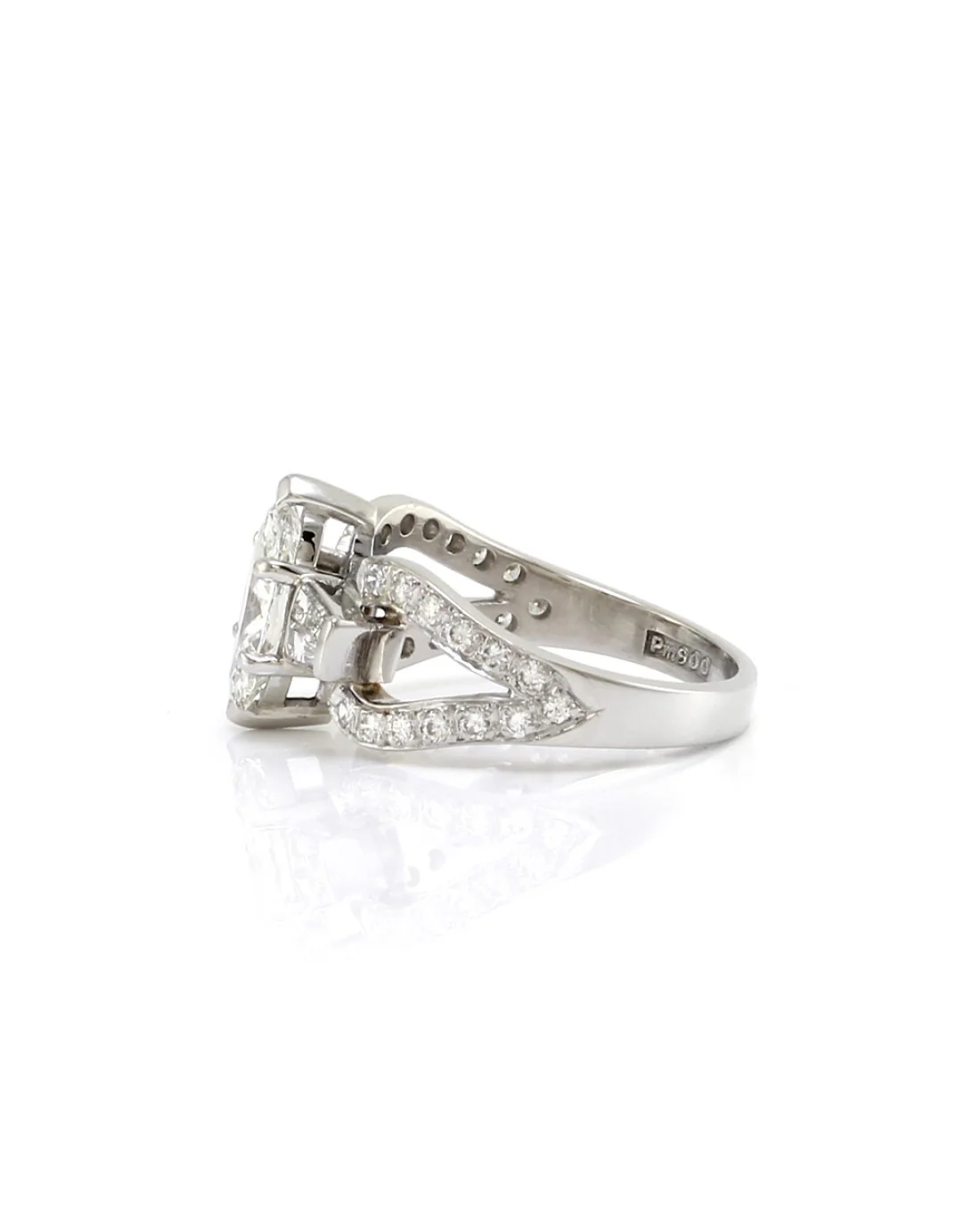 1.14ct VS2, G GIA Certified Marquise Cut Diamond Engagement Ring in Platinum - Image 4