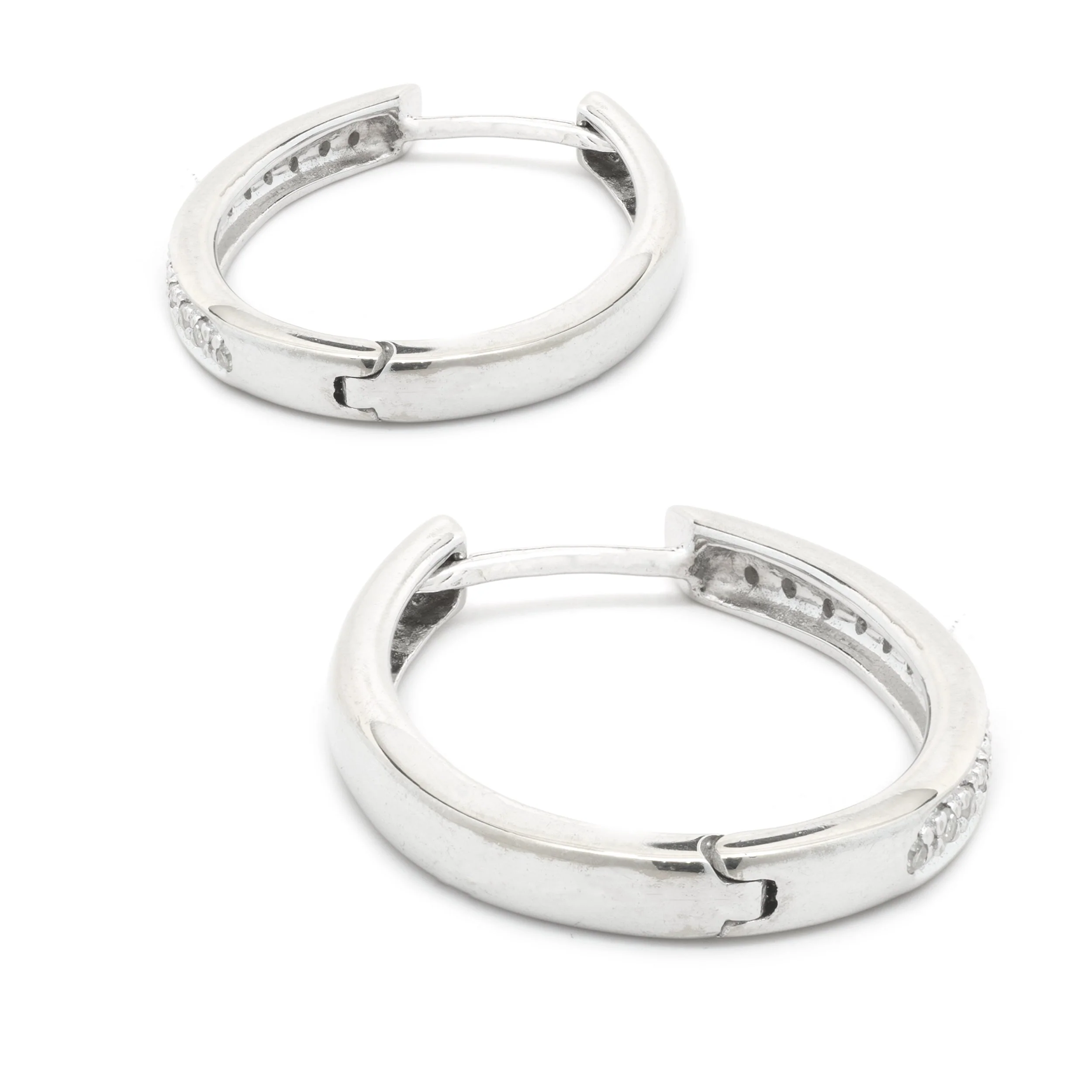 10 Karat White Gold Diamond Oval Hoop Earrings - Image 3