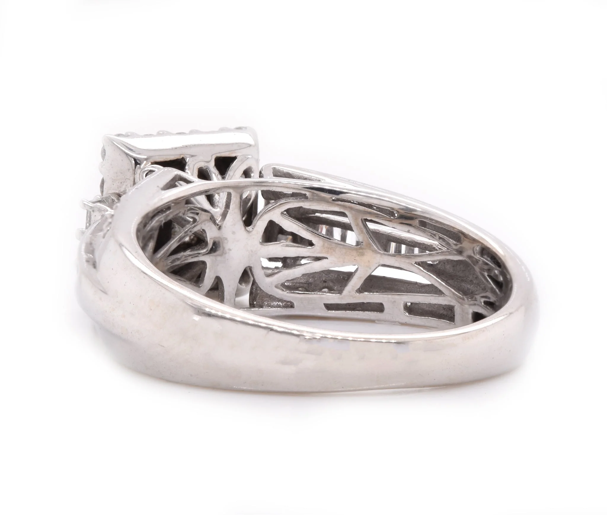 10 Karat White Gold Quadset Diamond Engagement Ring - Image 4