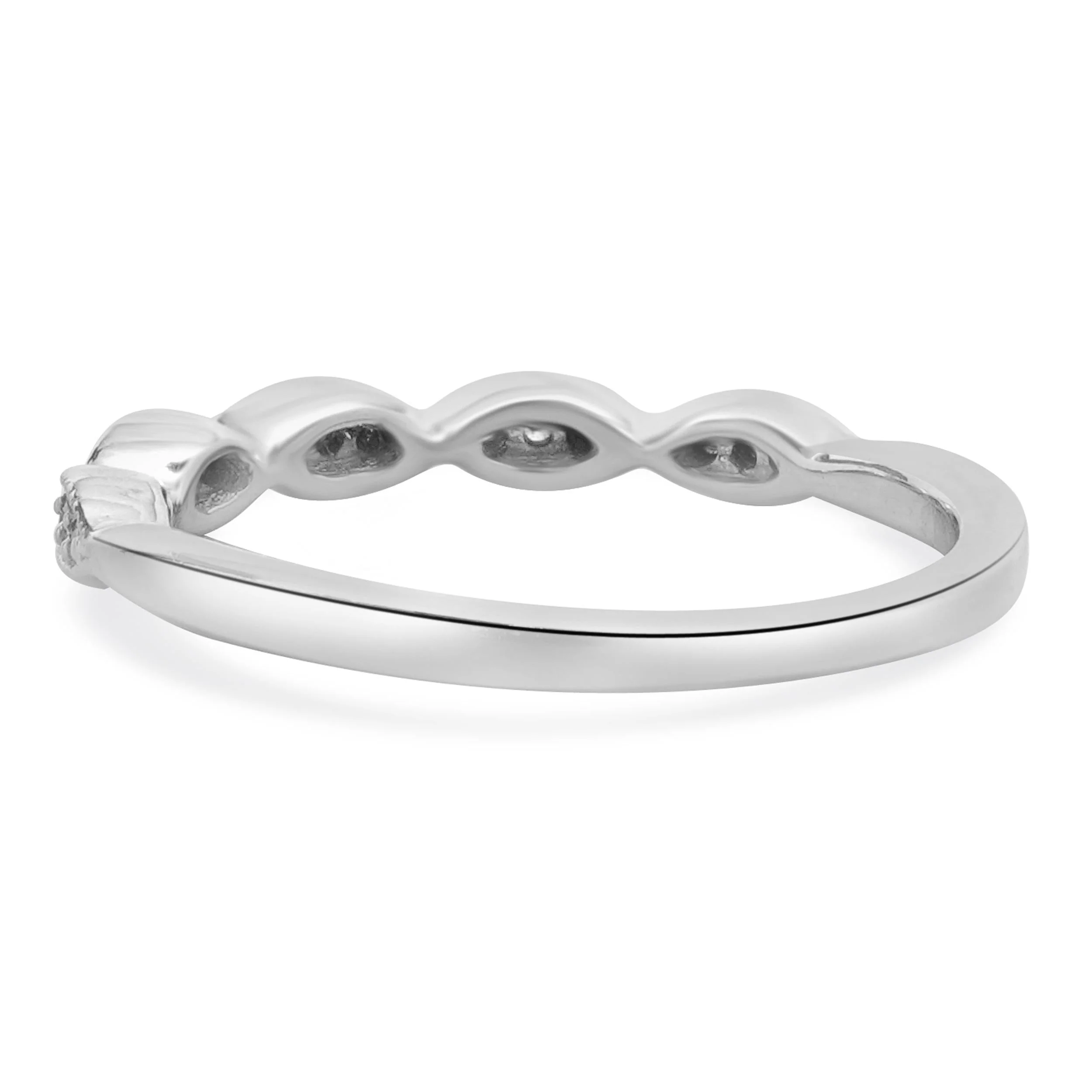 10 Karat White Gold Scalloped Diamond Band - Image 4