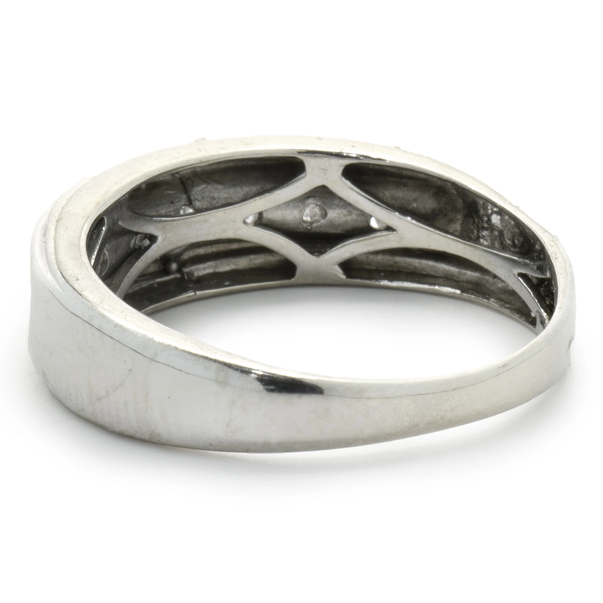 14 Karat White Gold 7MM Diamond Band - Image 4