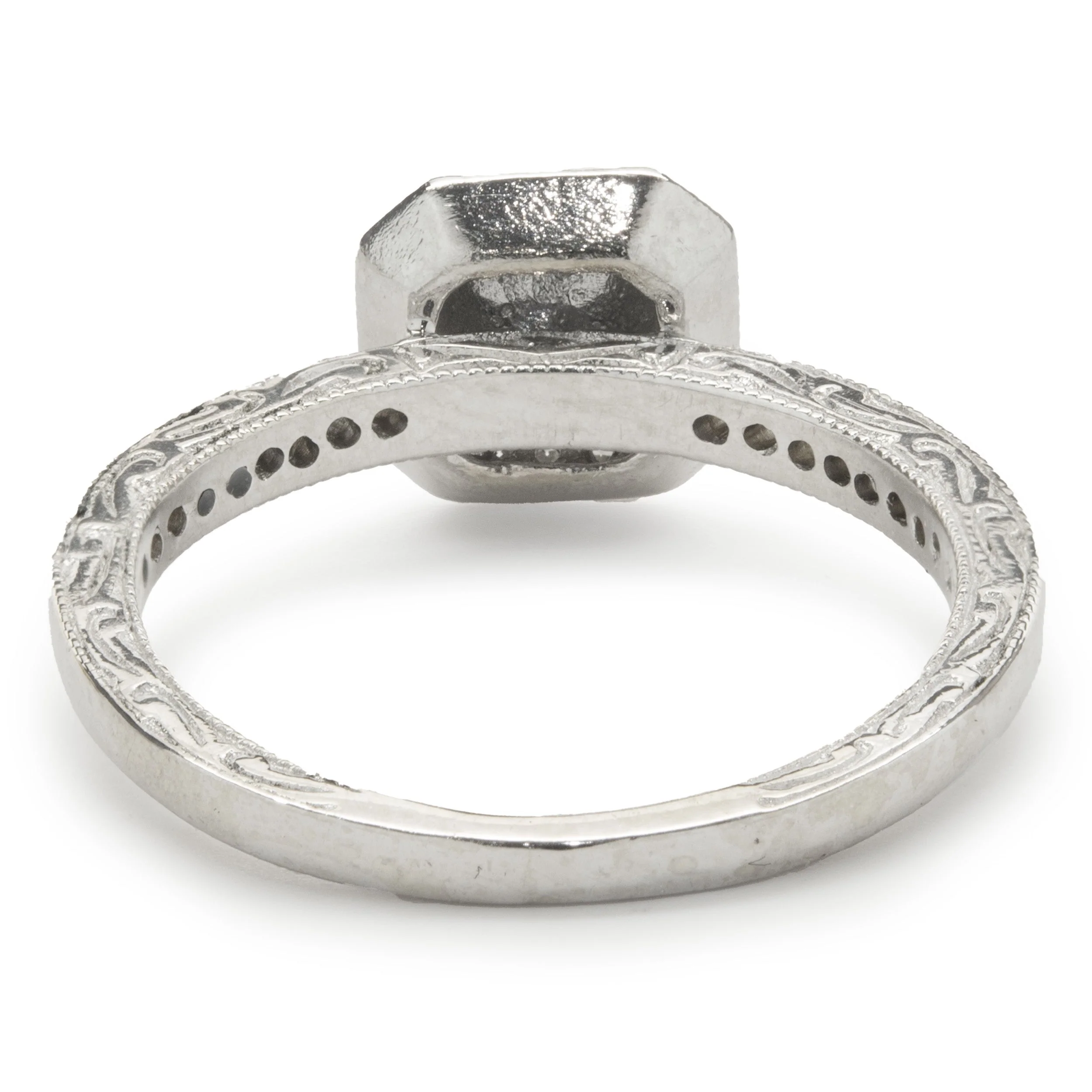 14 Karat White Gold Amethyst and Diamond Ring - Image 3