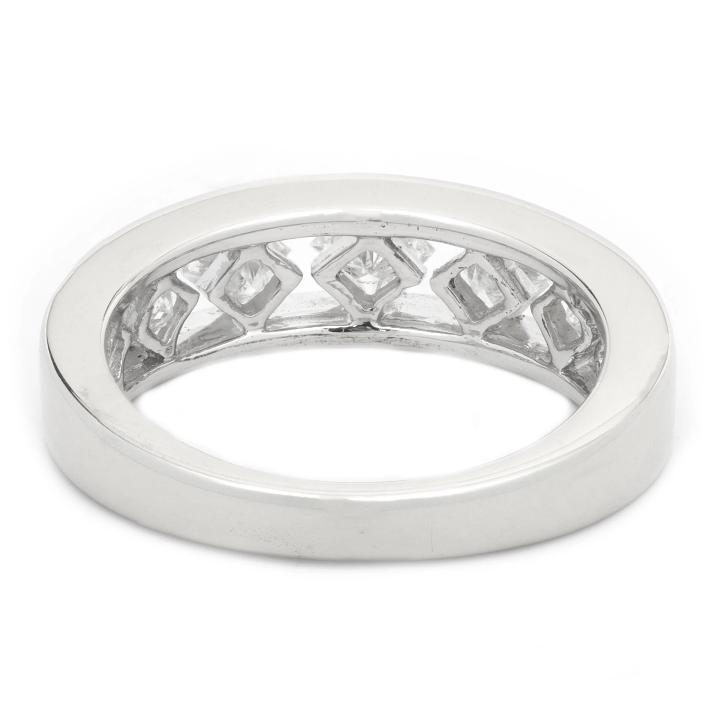 14 Karat White Gold Diamond Band - Image 4