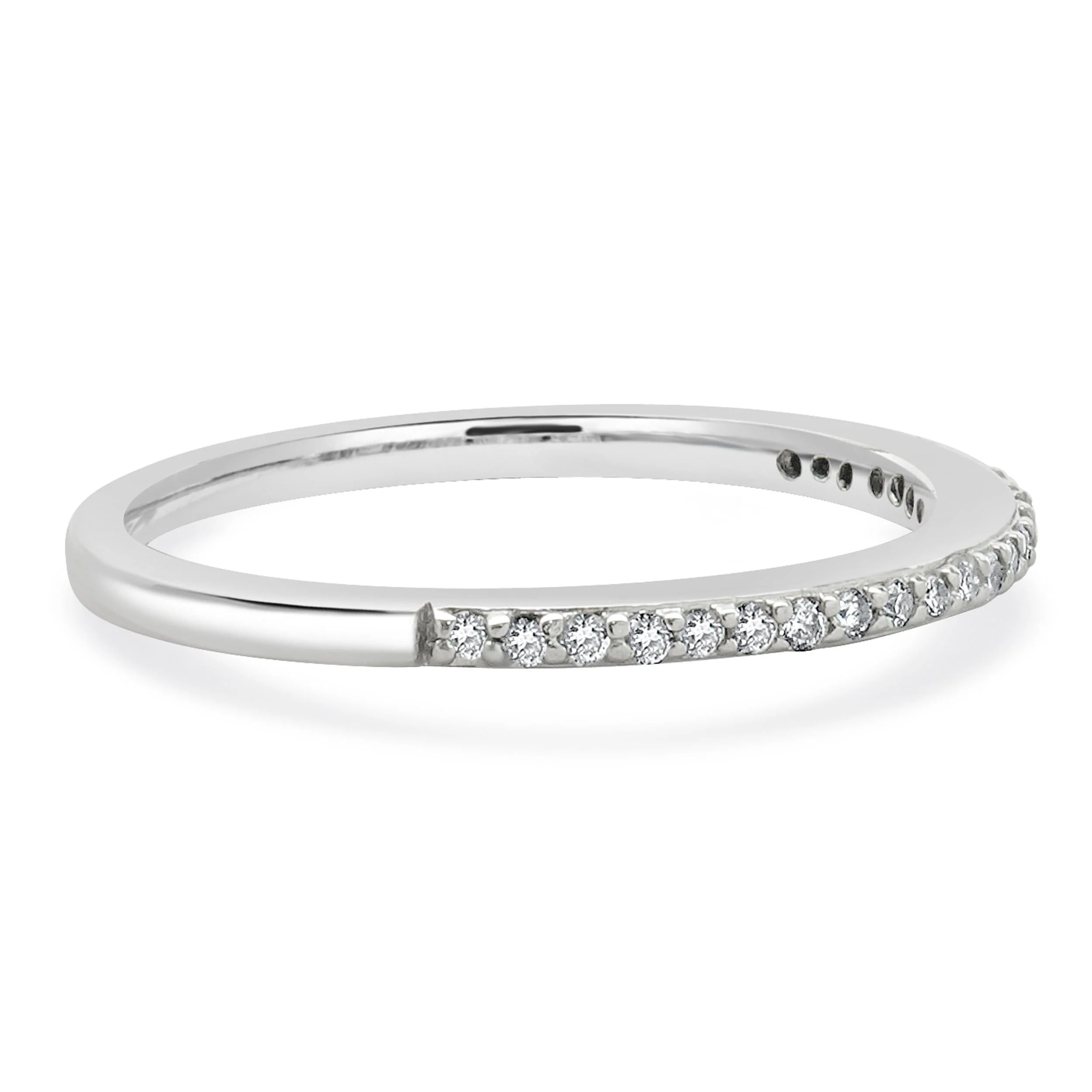 14 Karat White Gold Diamond Band - Image 3