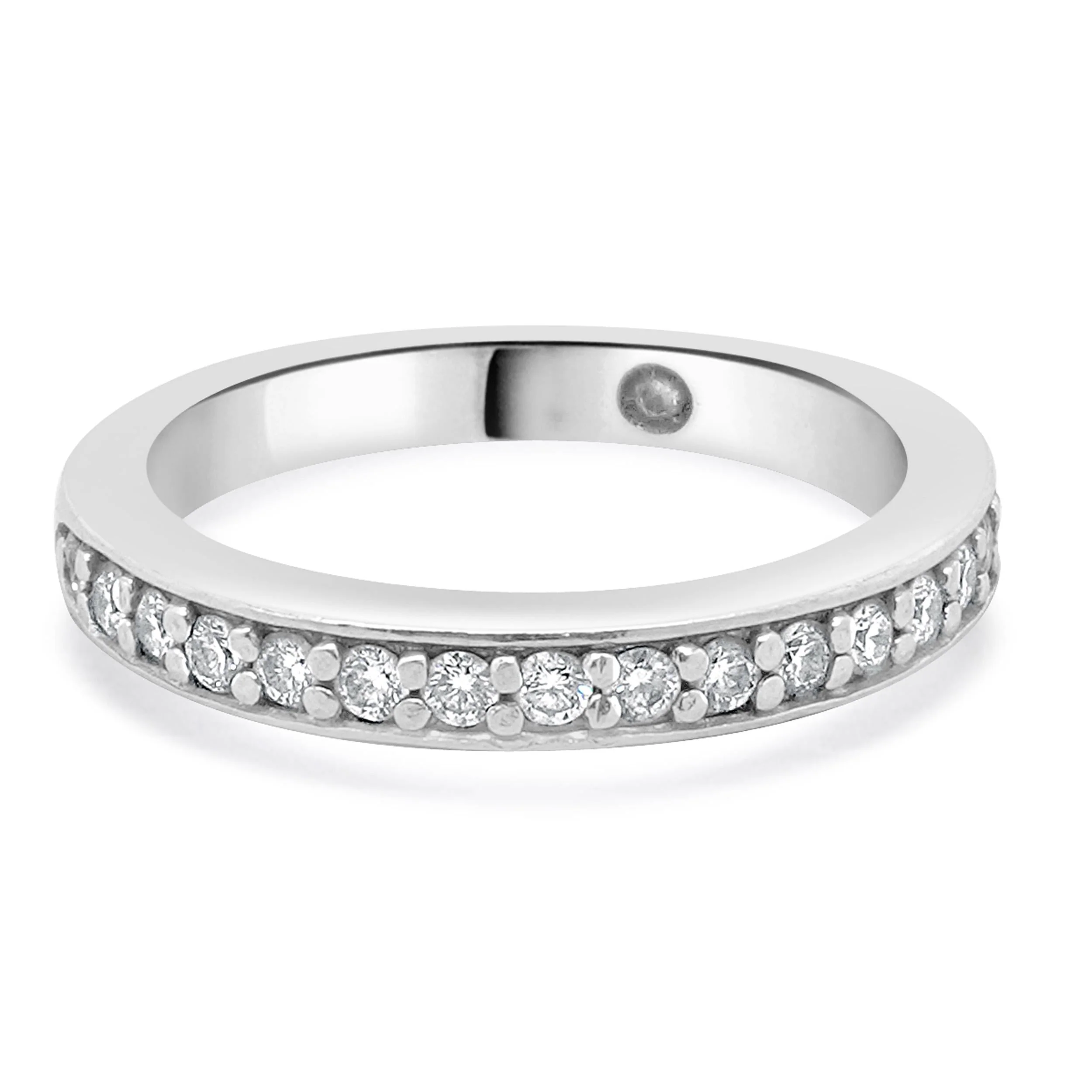 14 Karat White Gold Diamond Band - Image 3