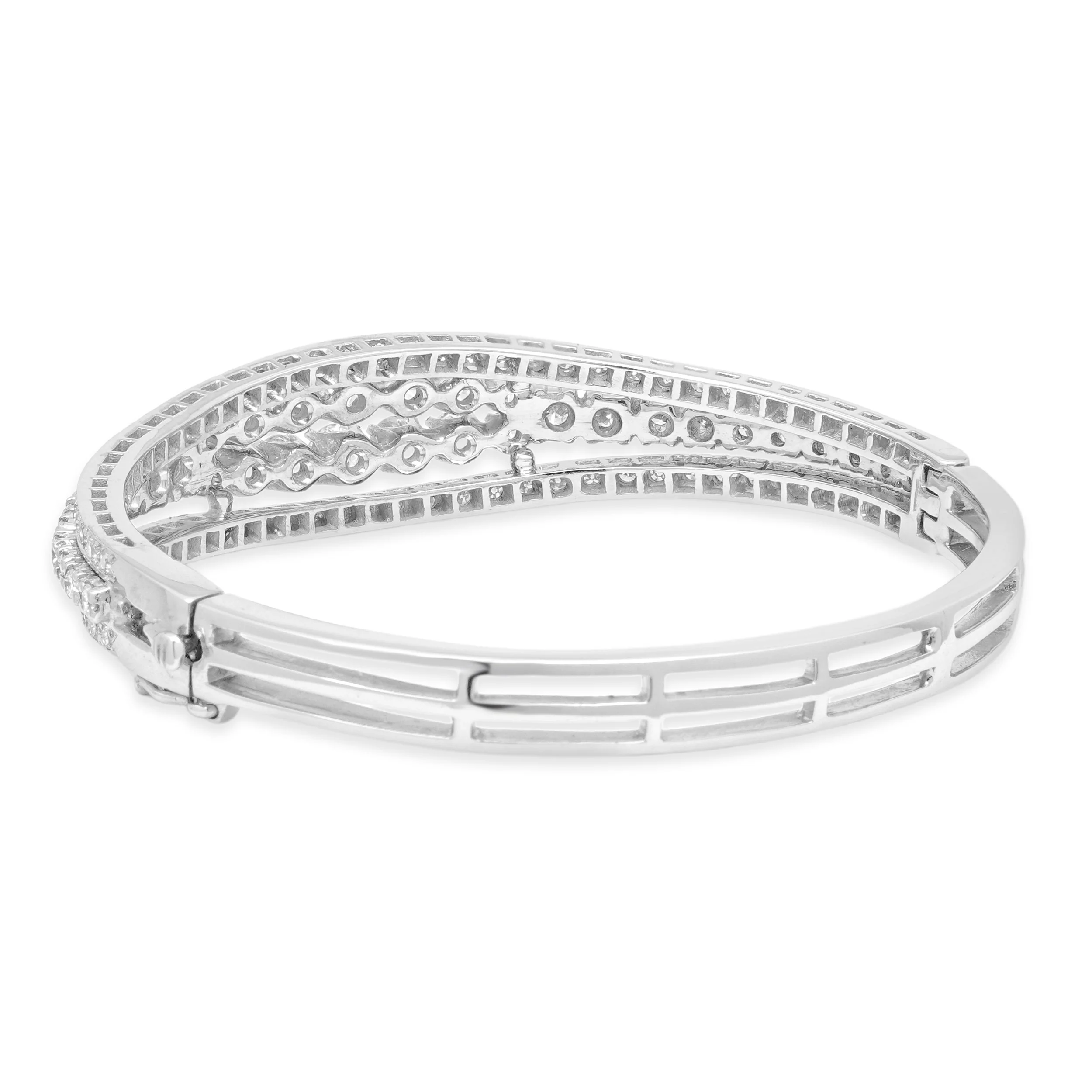 14 Karat White Gold Diamond Bangle Bracelet - Image 3