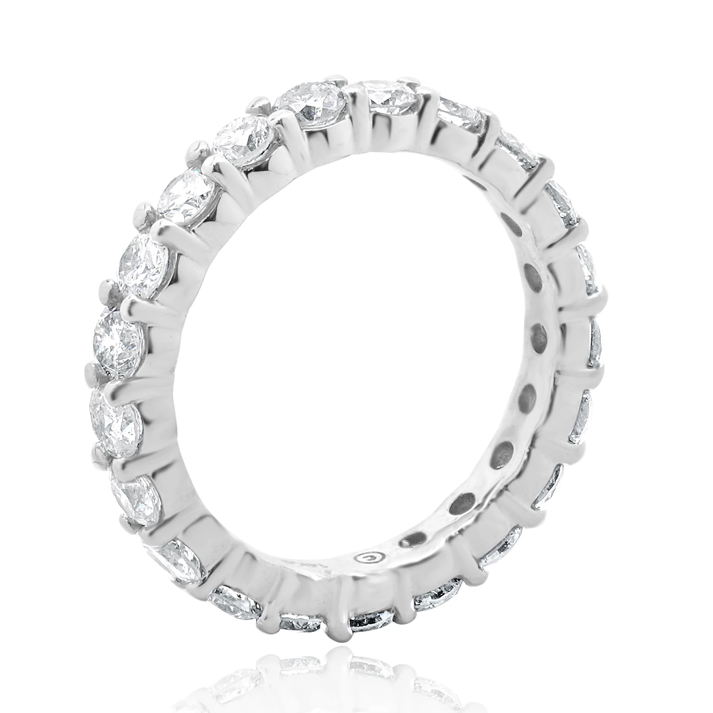 14 Karat White Gold Diamond Eternity Band - Image 3