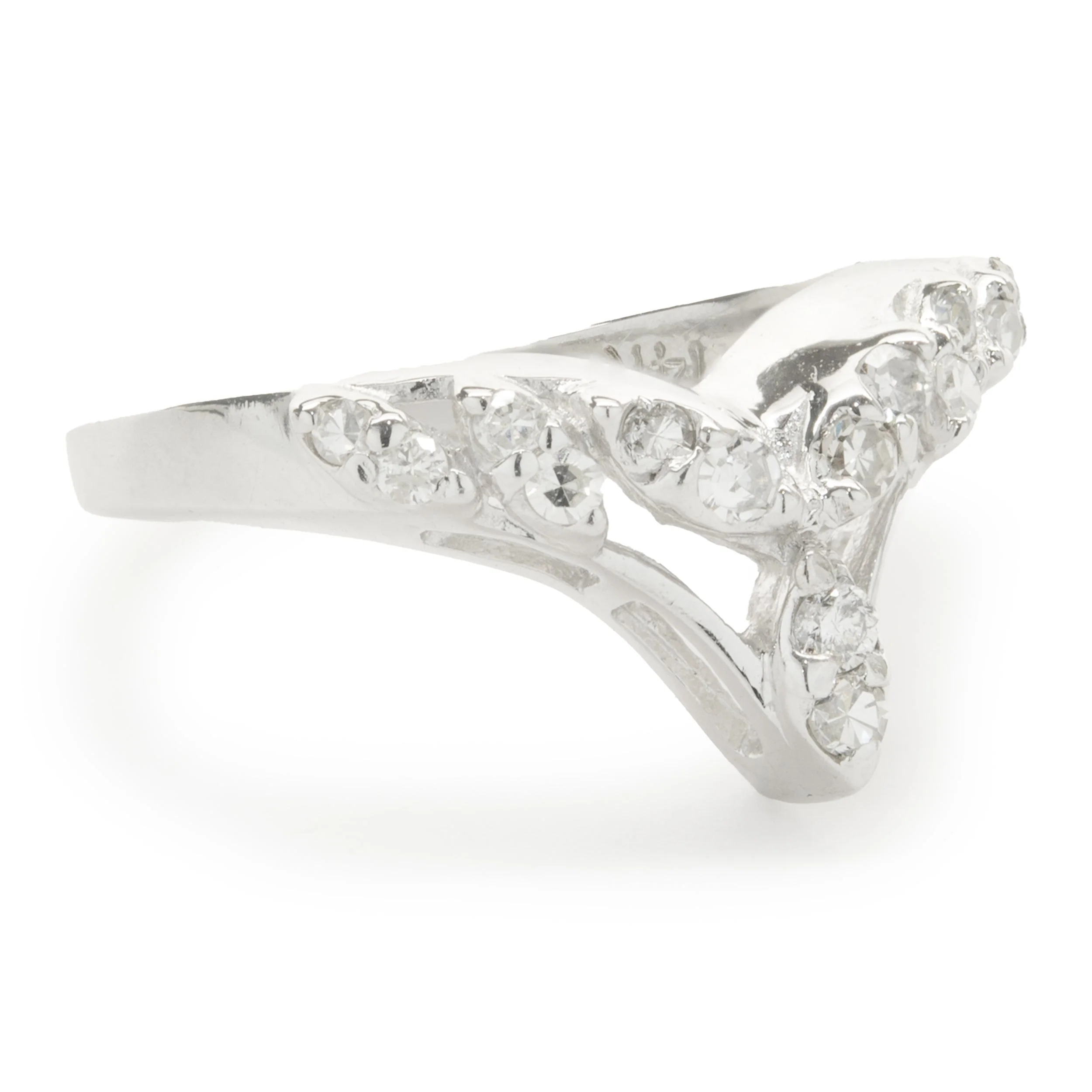 14 Karat White Gold Diamond V Band - Image 2