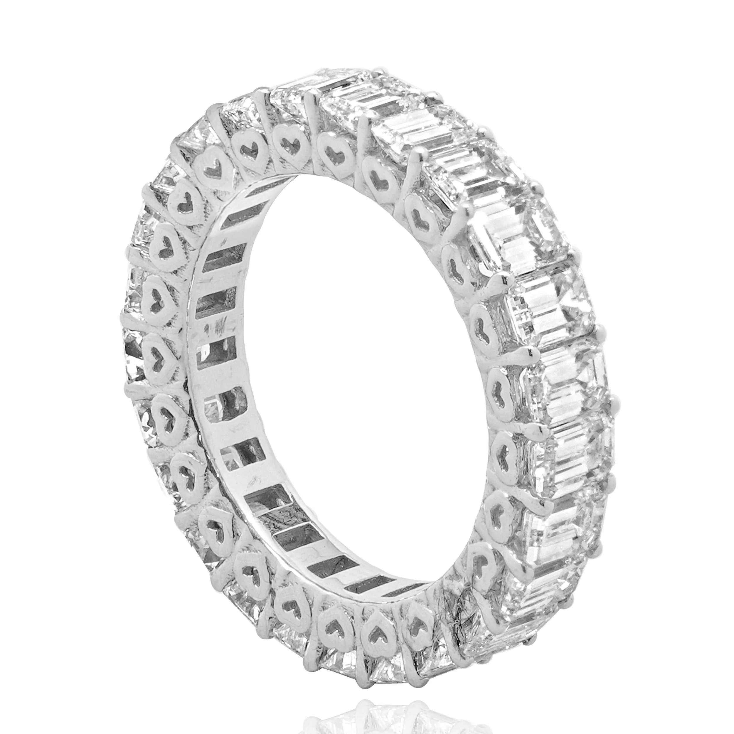 14 Karat White Gold Emerald Cut Diamond Eternity Band - Image 3