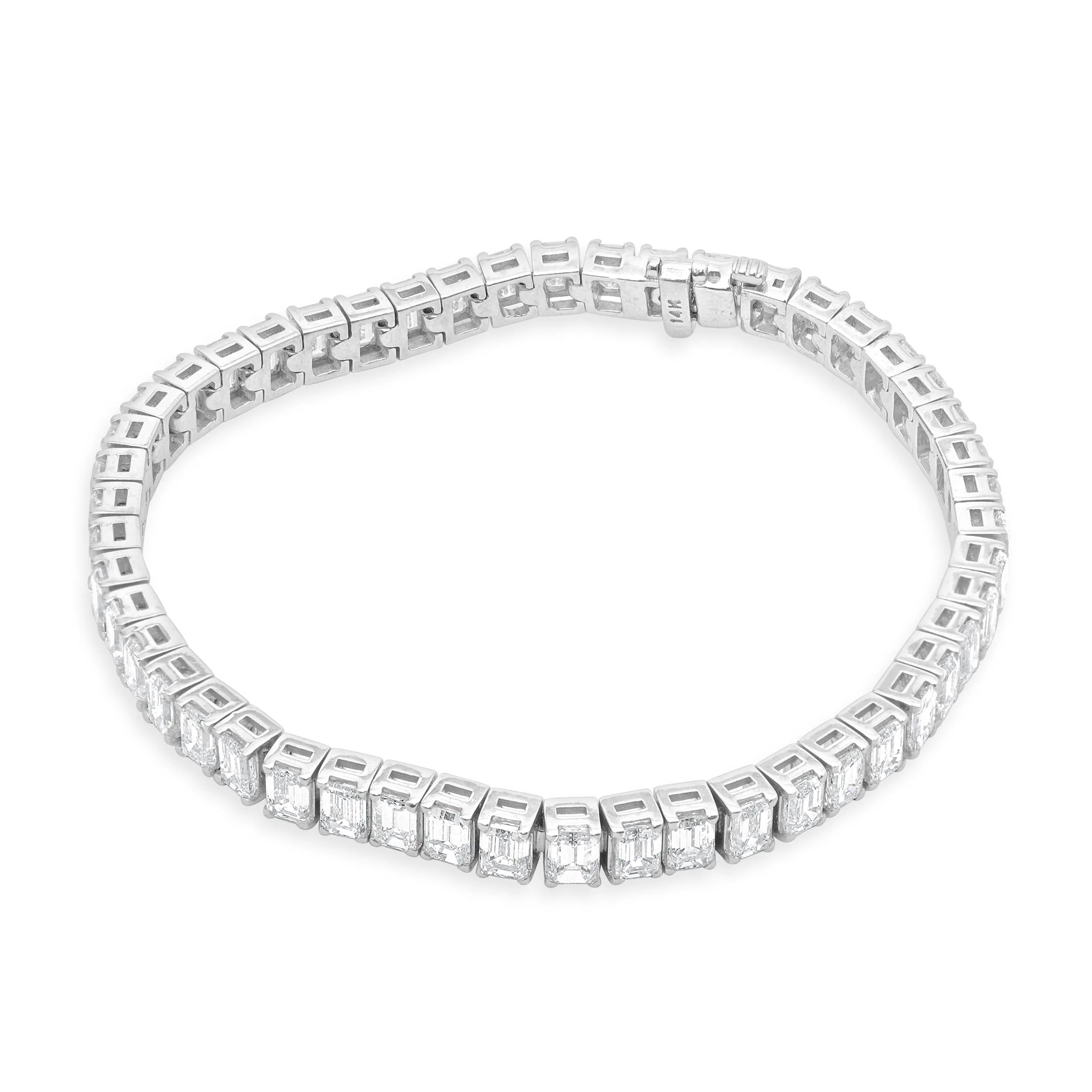 14 Karat White Gold Emerald Cut Diamond Tennis Bracelet - Image 2
