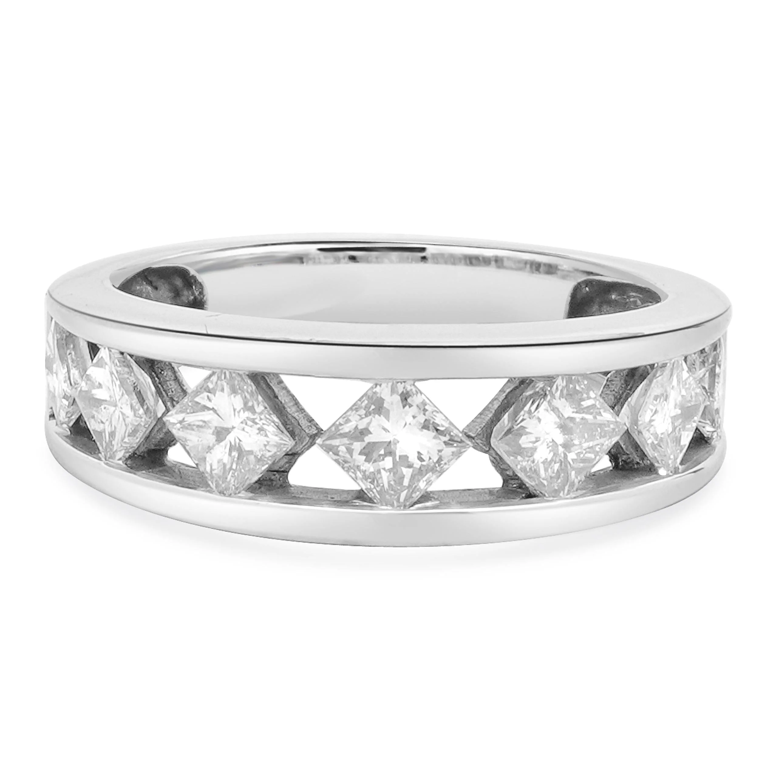 14 Karat White Gold Kite Set Princess Cut Diamond Band