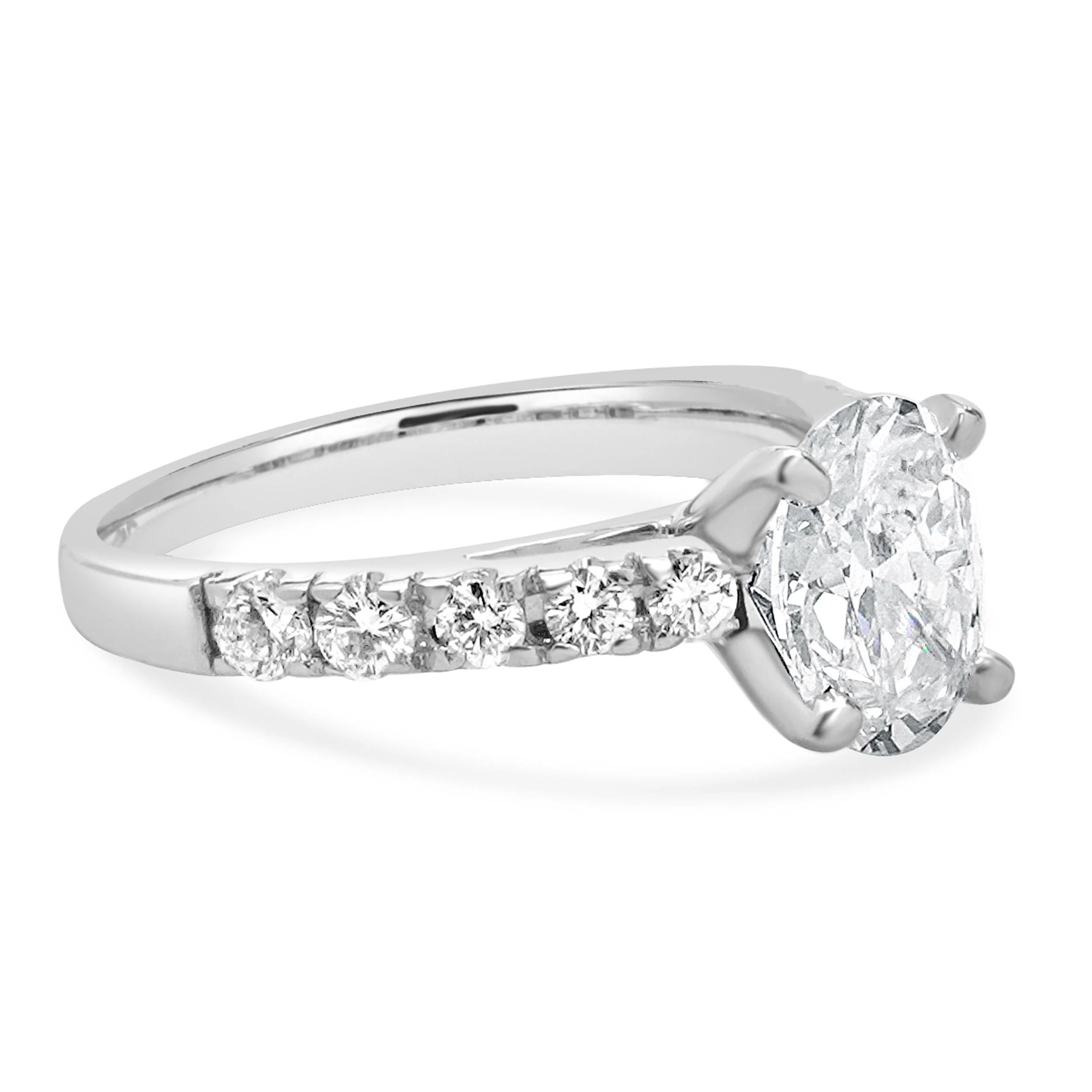 14 Karat White Gold Oval Cut Diamond Engagement Ring - Image 4