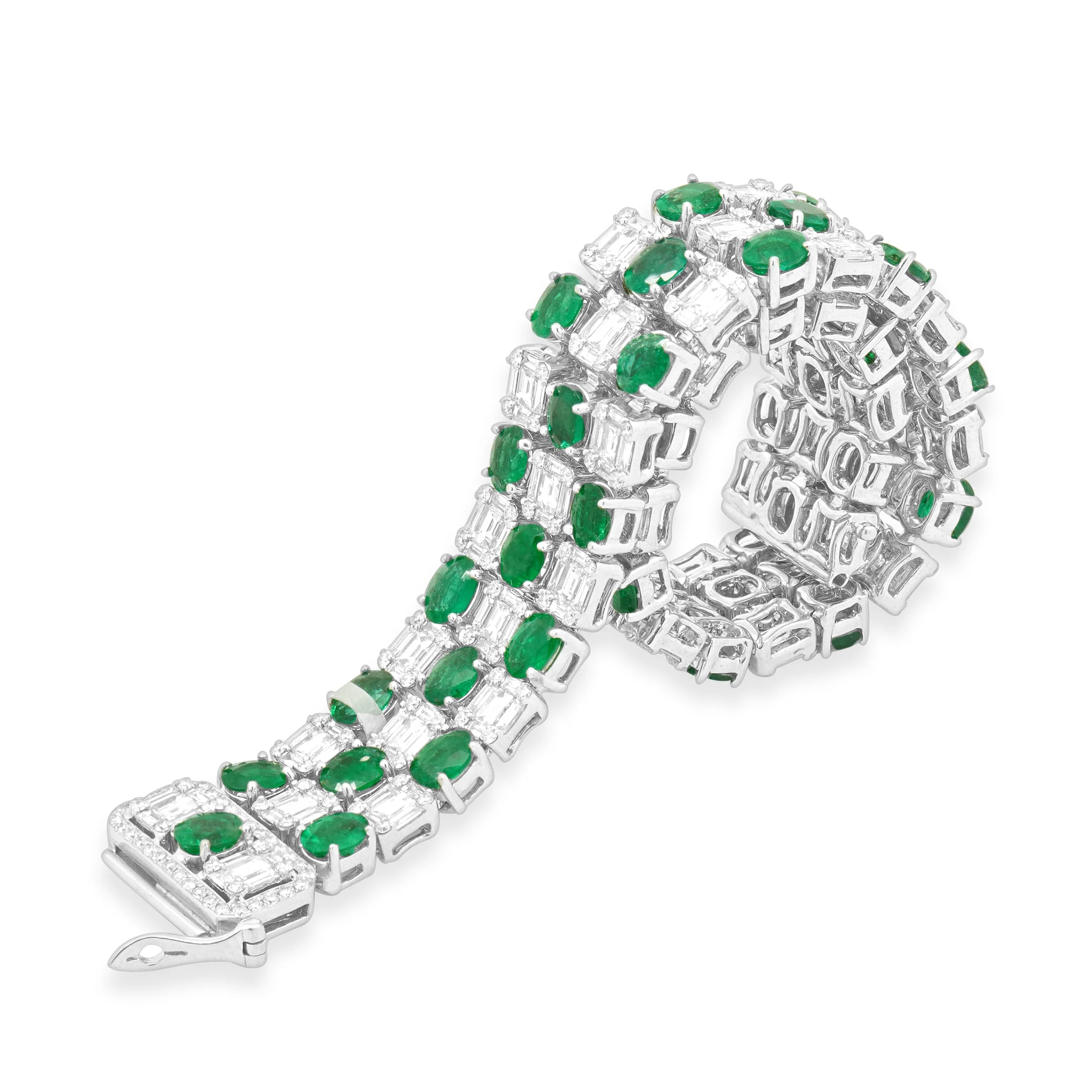 14 Karat White Gold Oval Emerald & Diamond Bracelet - Image 4