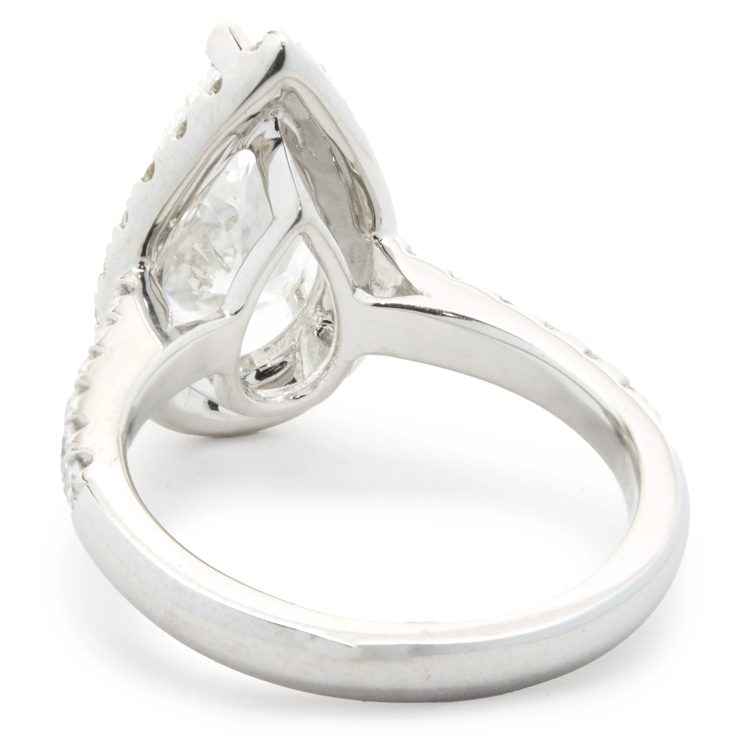 14 Karat White Gold Pear Cut Diamond Engagement Ring - Image 3