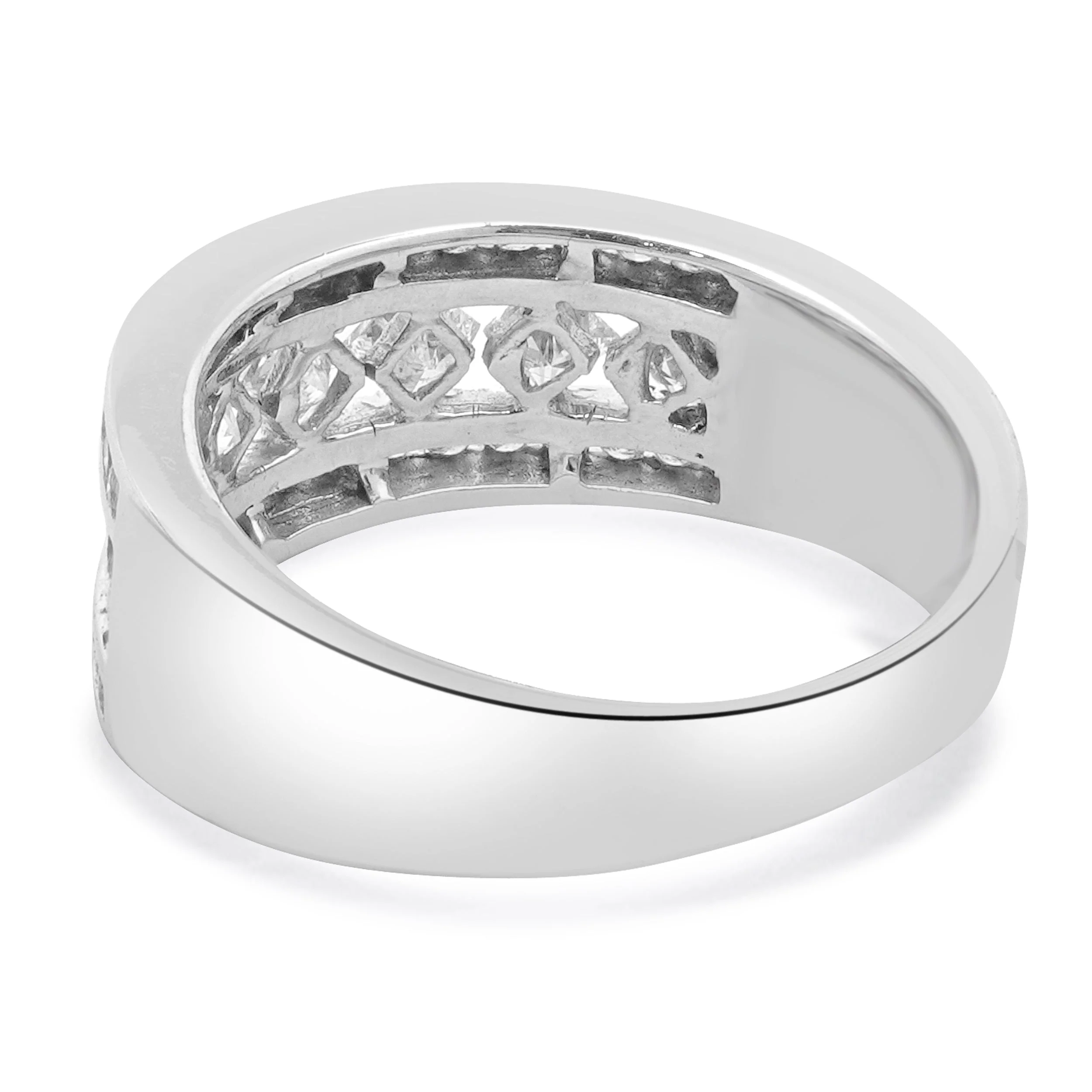 14 Karat White Gold Princess and Round Diamond Band - Image 4