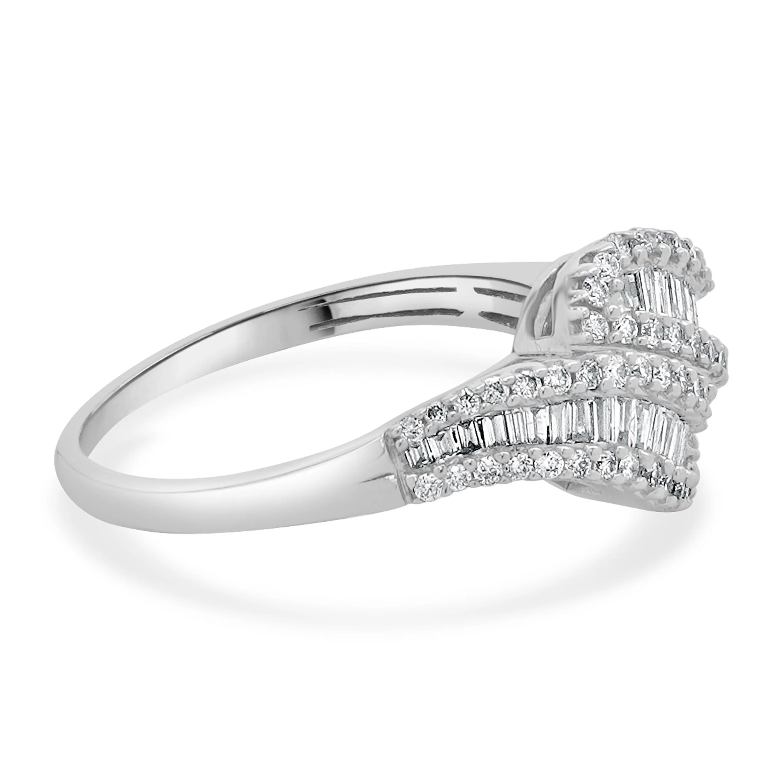 14 Karat White Gold Round and Baguette Diamond Knot Ring - Image 3