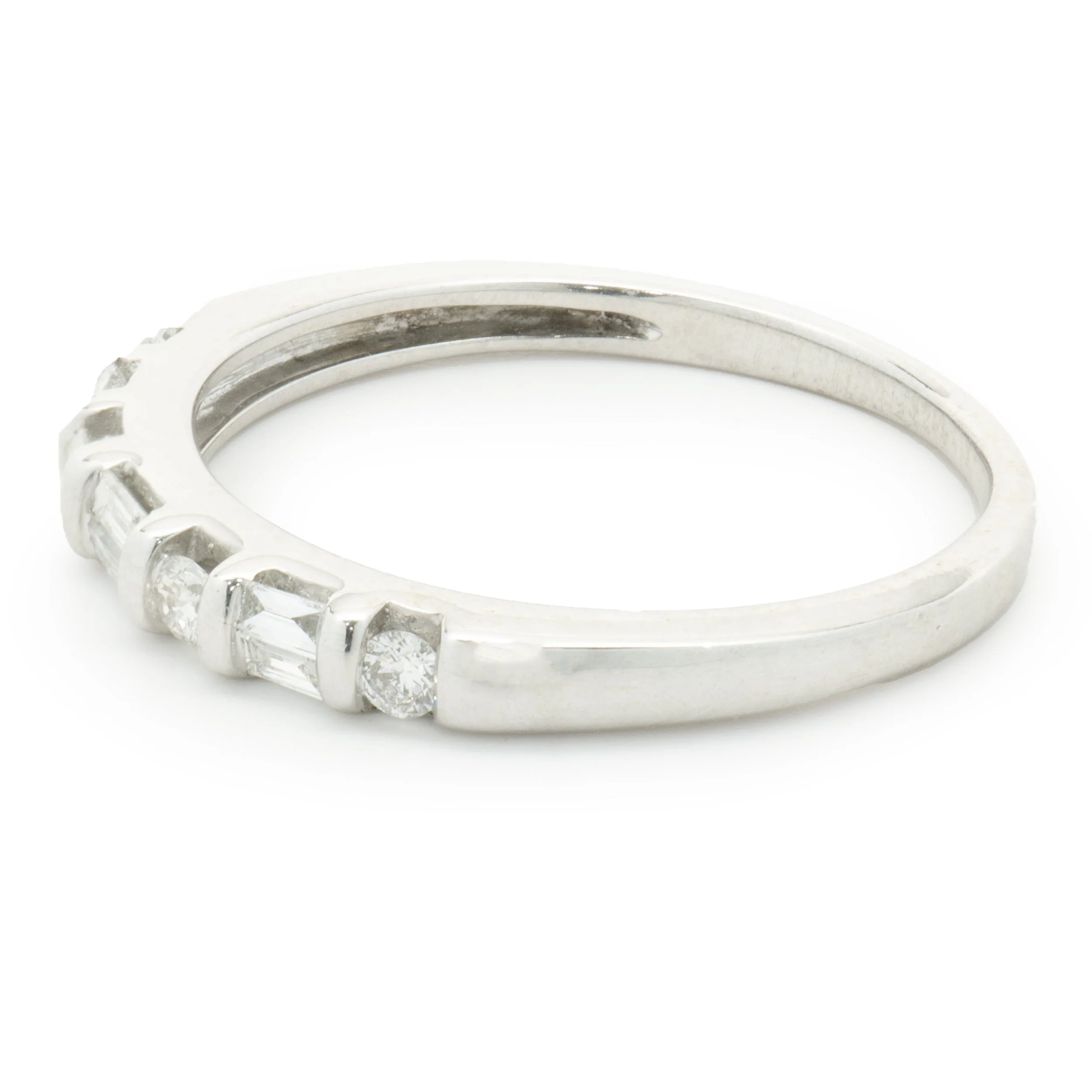 14 Karat White Gold Round Brilliant & Baguette Cut Diamond Band - Image 4