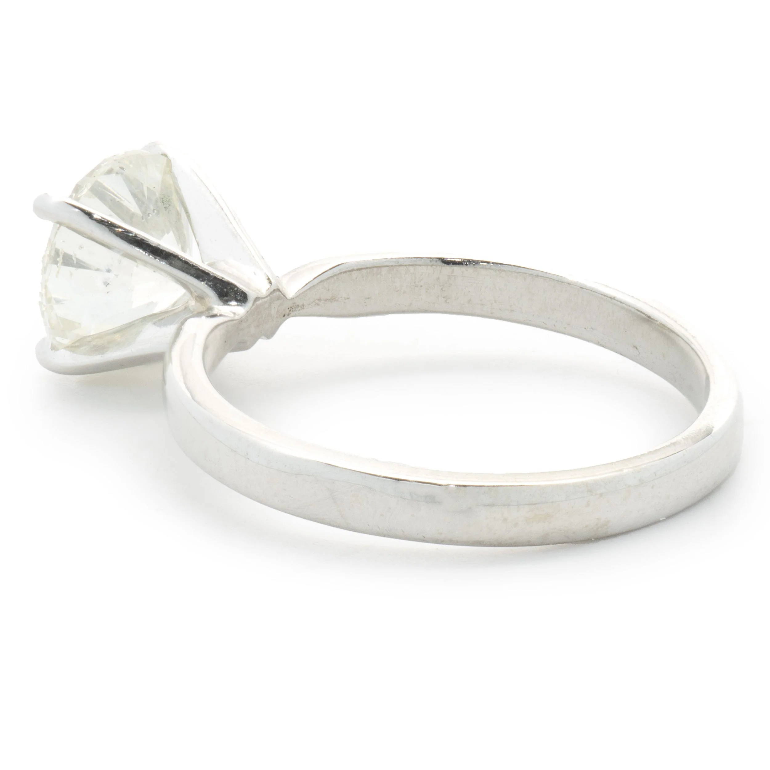 14 Karat White Gold Round Brilliant Cut Diamond Engagement Ring - Image 3