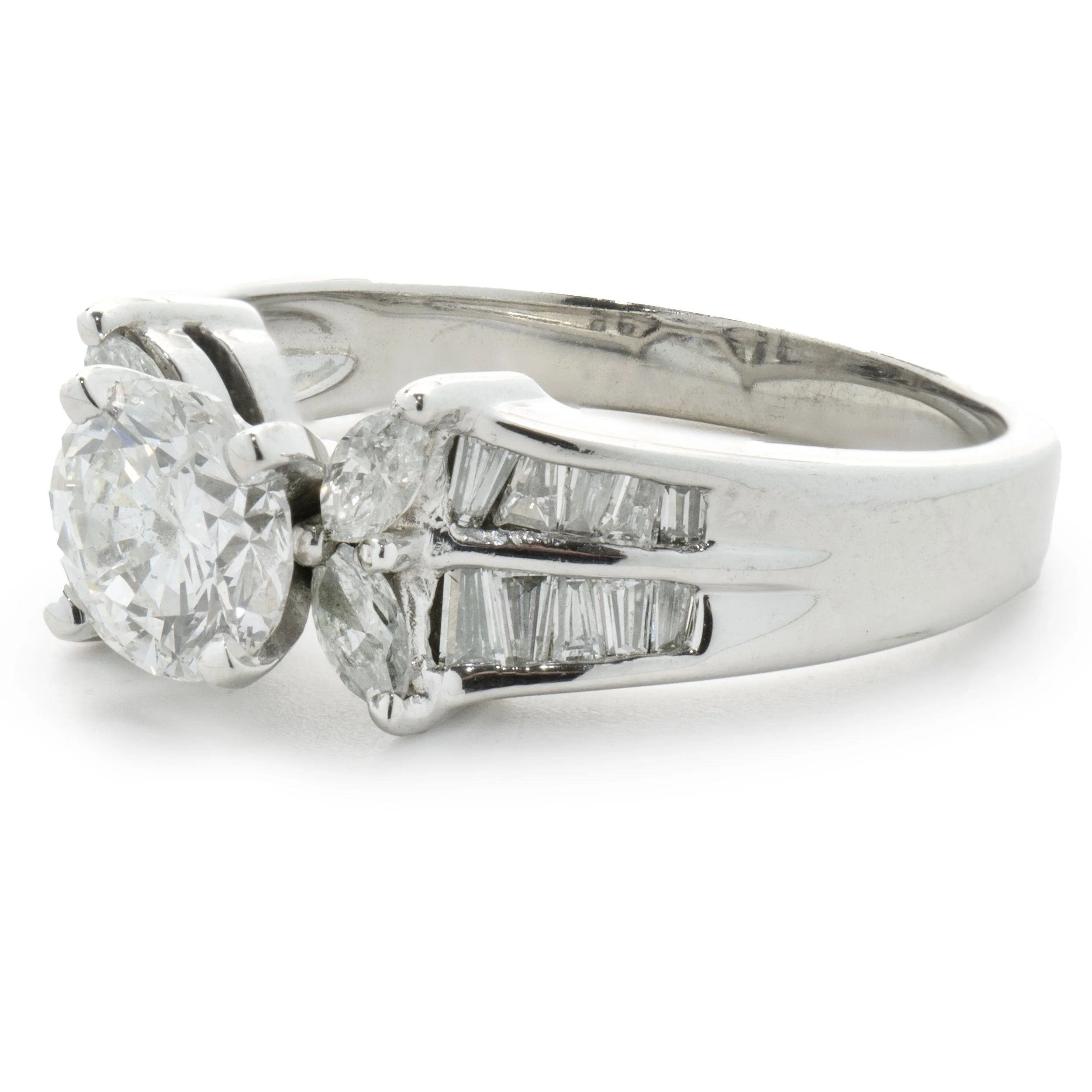 14 Karat White Gold Round Brilliant Cut Diamond Engagement Ring - Image 2