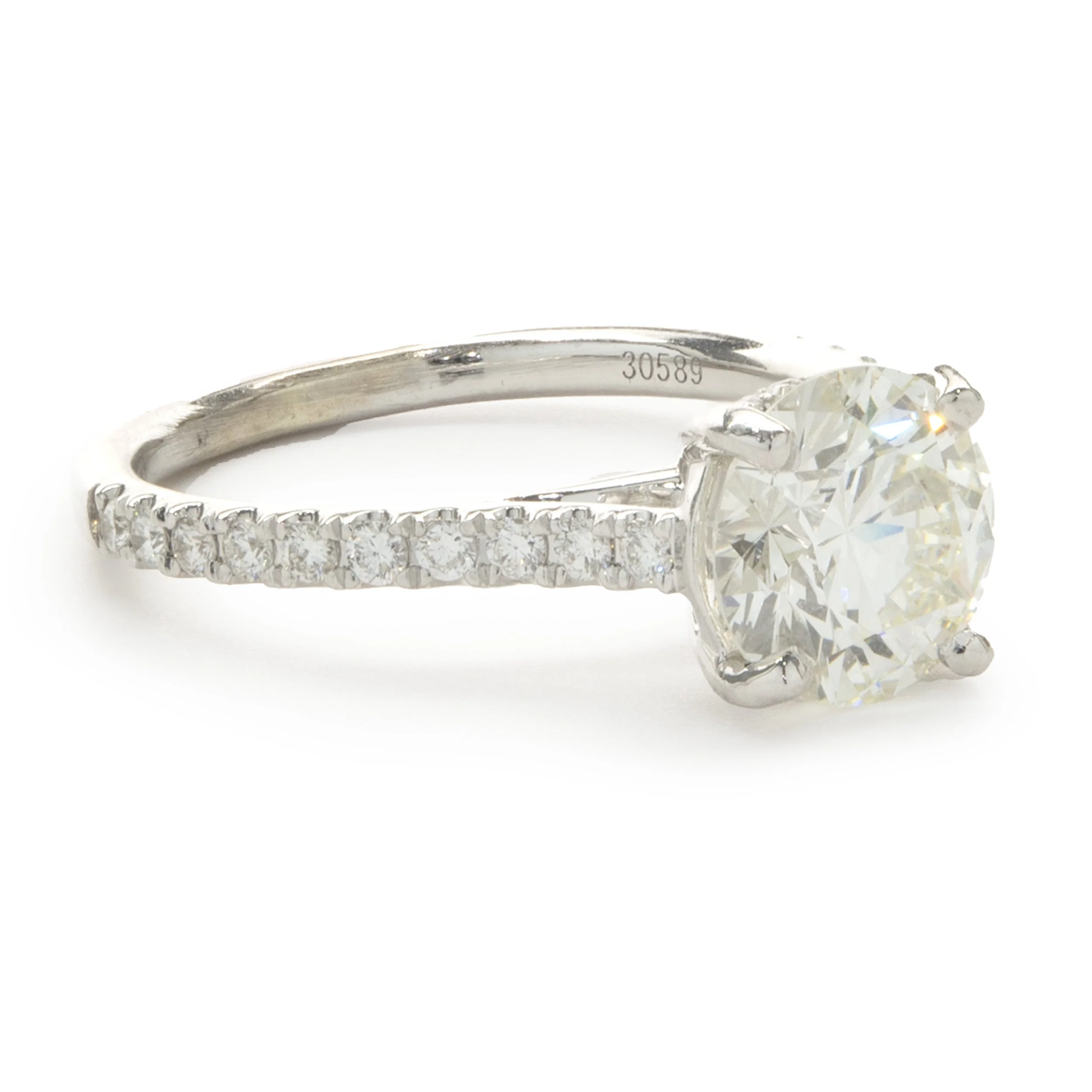 14 Karat White Gold Round Brilliant Cut Diamond Engagement Ring - Image 2