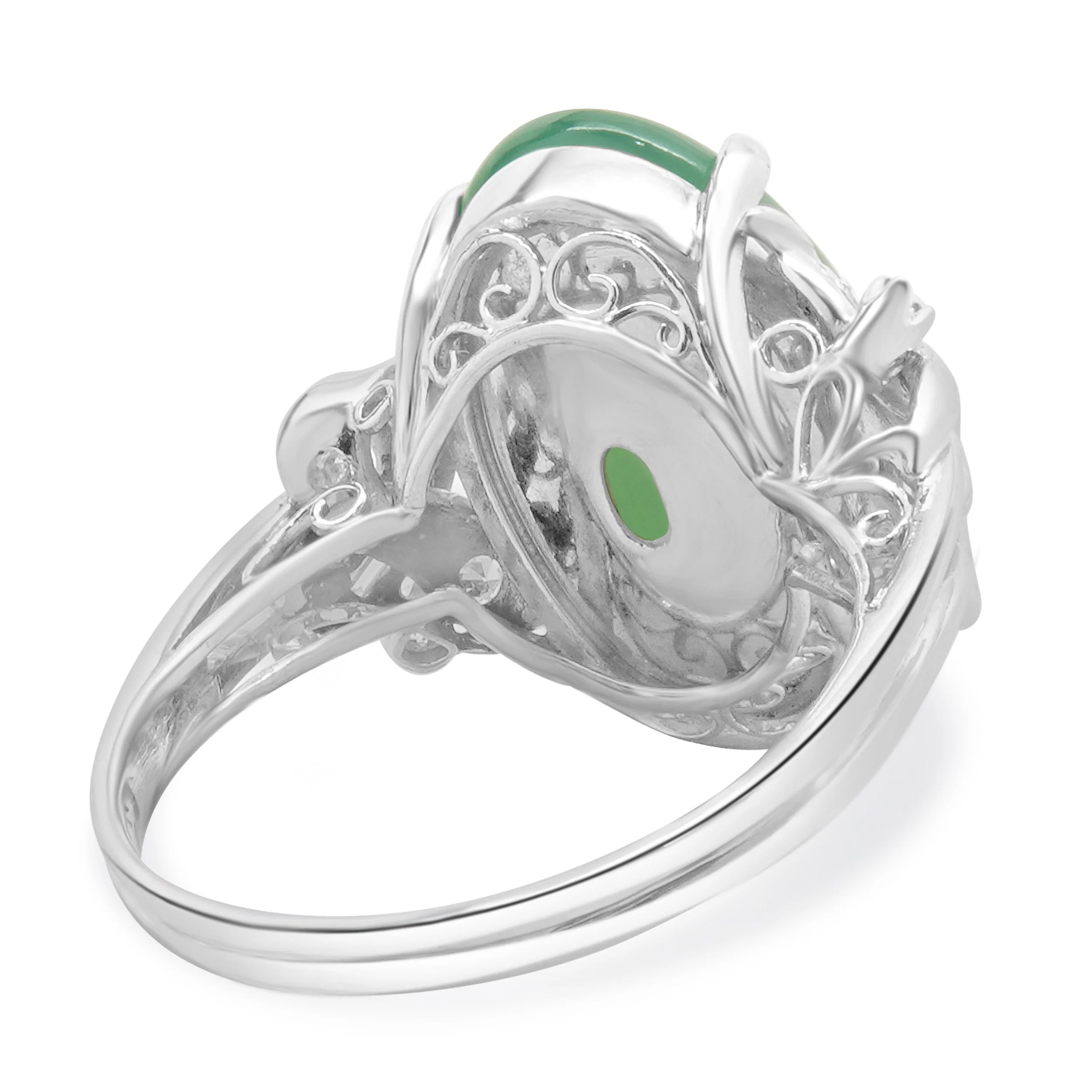 14 Karat White Gold Vintage Jade and Diamond Ring - Image 3