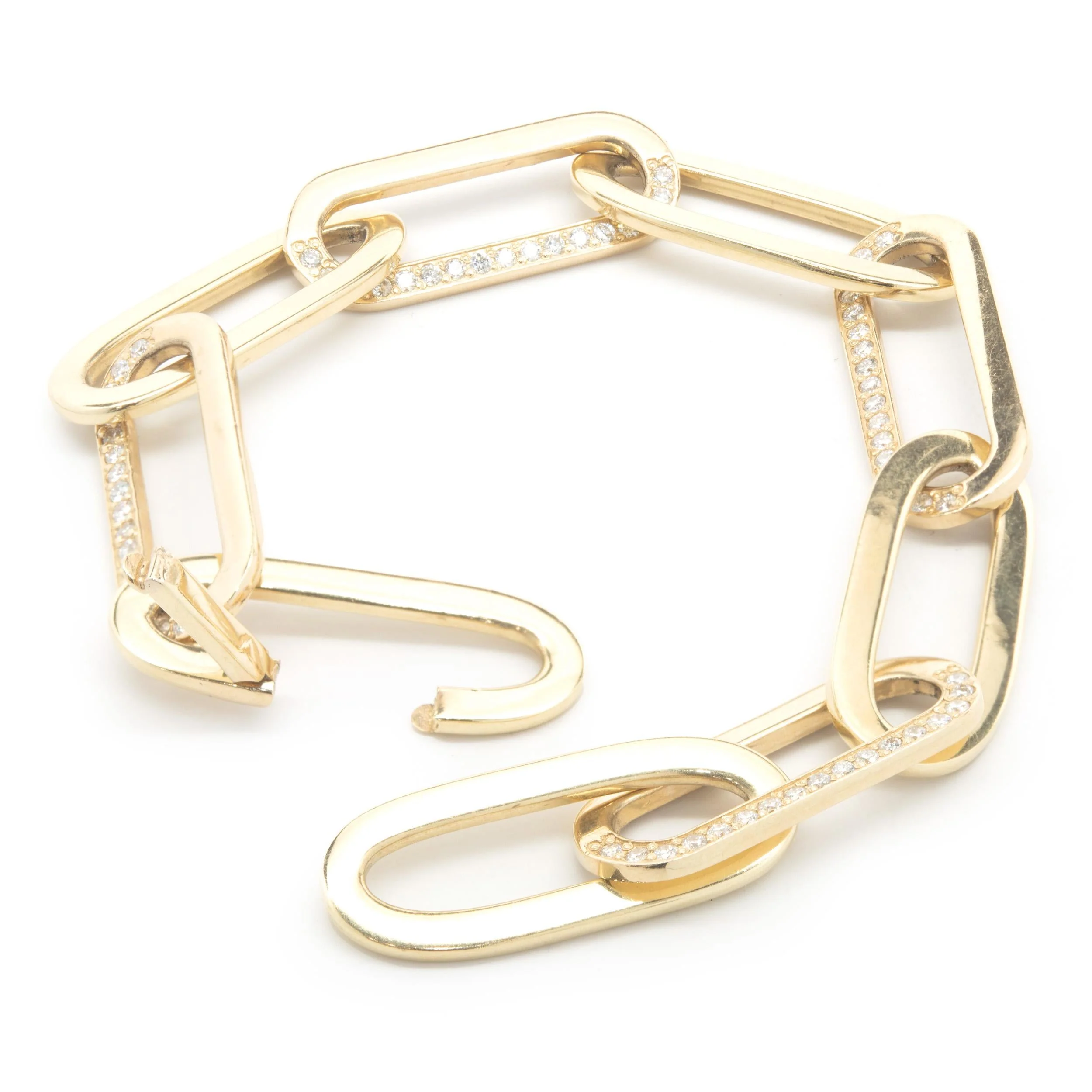 14 Karat Yellow Gold Alternating Diamond Oval Link Bracelet - Image 3
