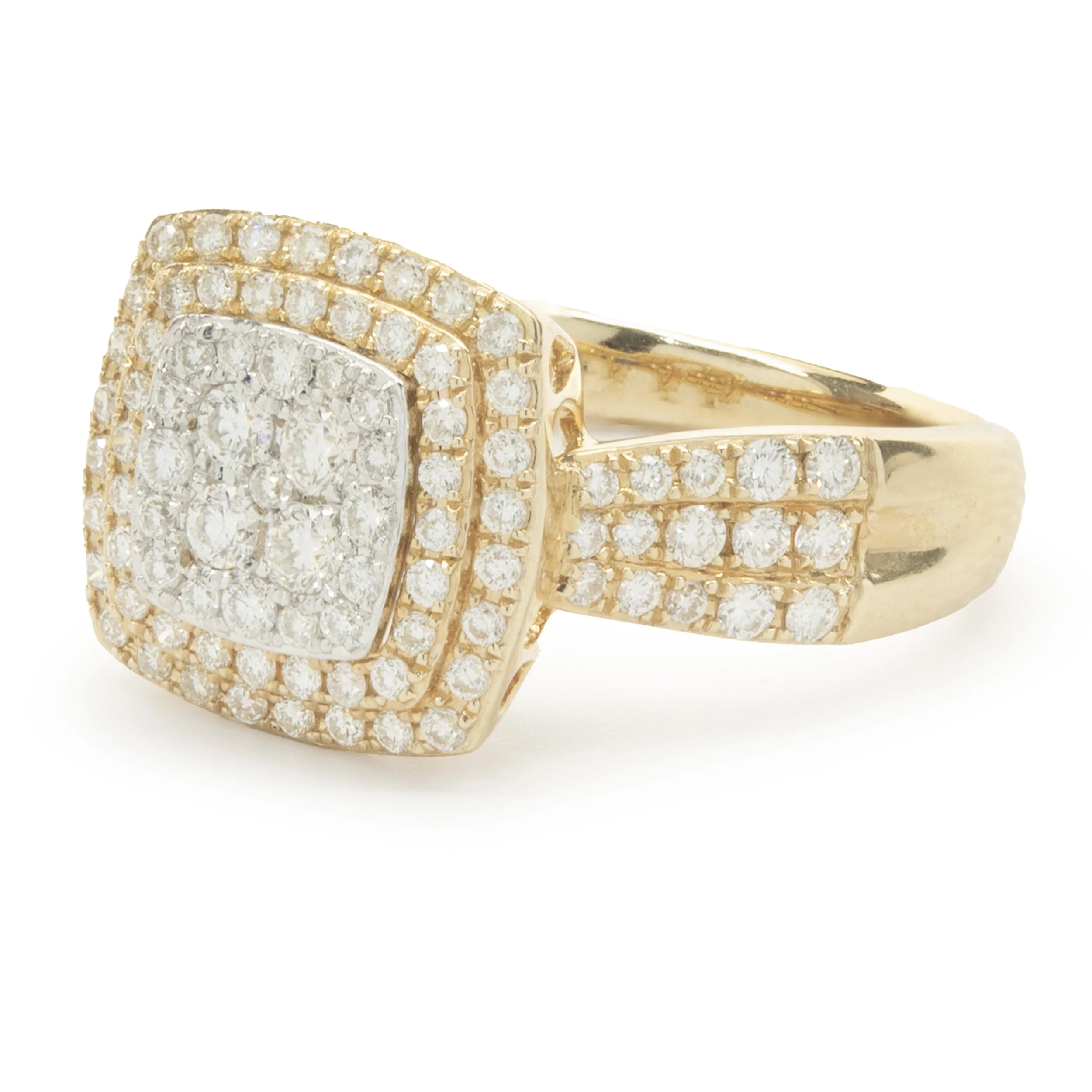 14 Karat Yellow Gold Diamond Cluster Ring - Image 4