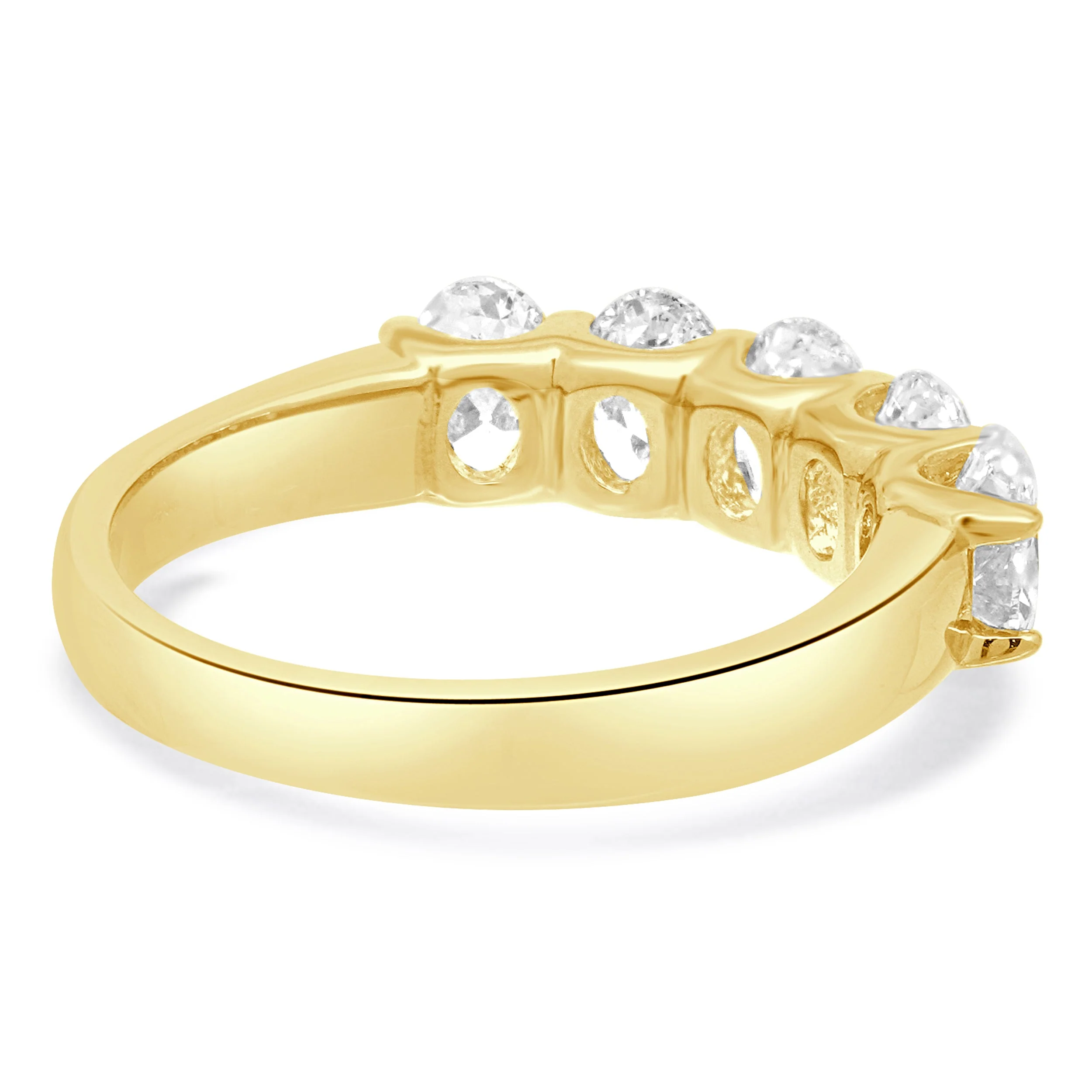 14 Karat Yellow Gold Diamond Ring - Image 3