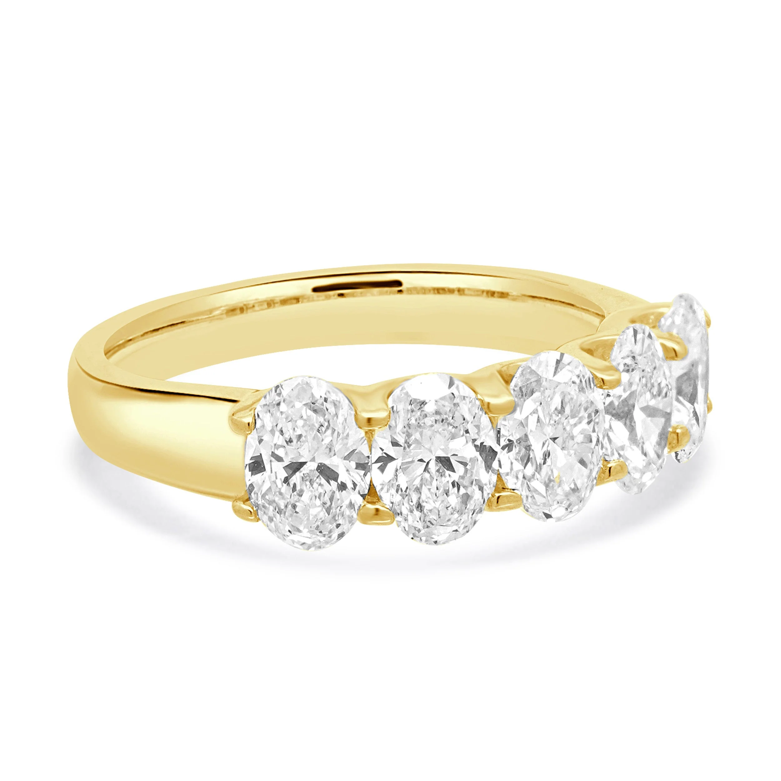 14 Karat Yellow Gold Diamond Ring - Image 4