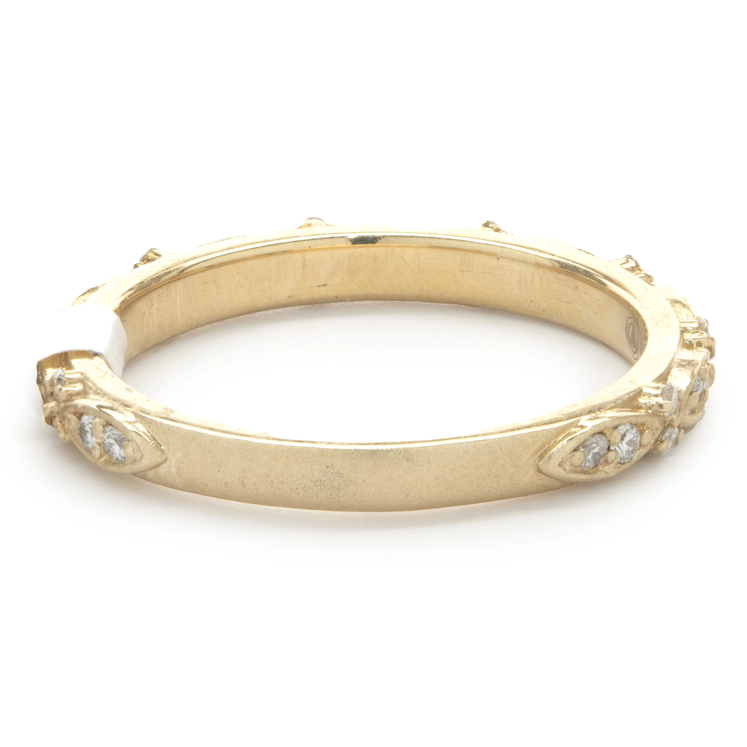 14 Karat Yellow Gold Filigree Diamond Band - Image 3