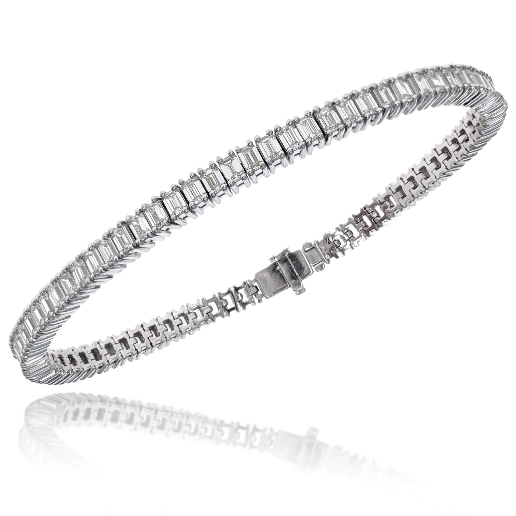 14K White Gold Emerald Cut Diamond Inline Tennis Bracelet