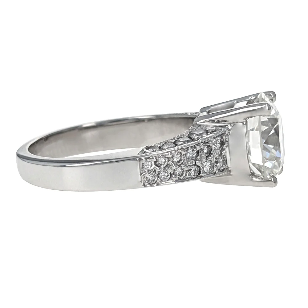 14K White Gold Round Brilliant Cut Diamond Engagement Ring - Image 4