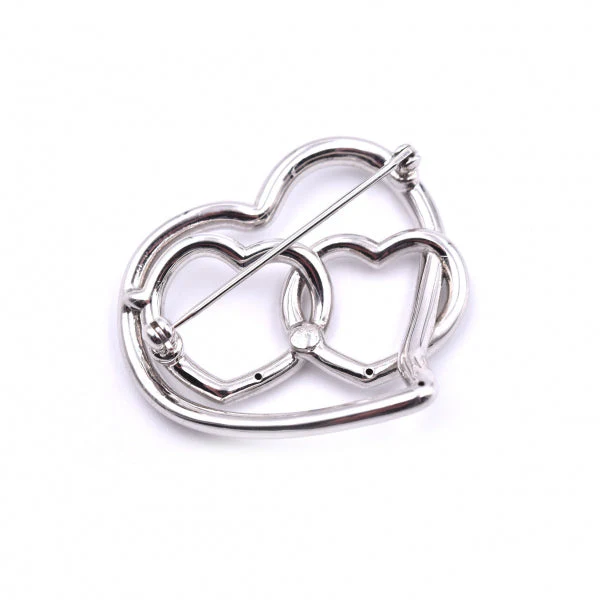 14k White Gold Triple Heart Pendant - Image 2