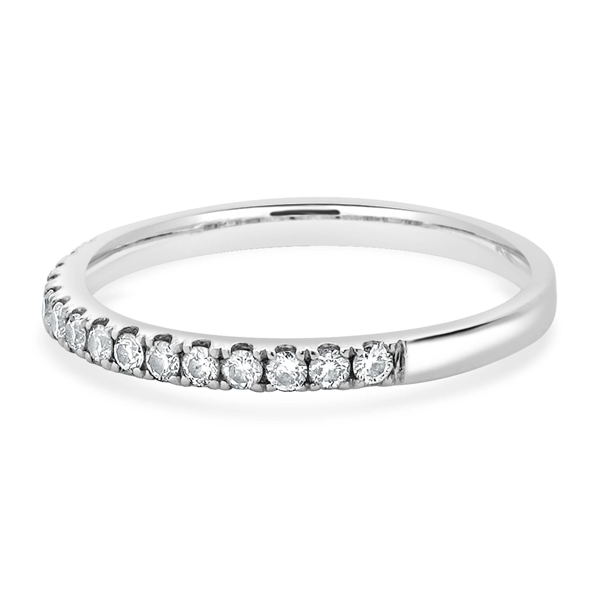 18 Karat White Gold Diamond Band - Image 2
