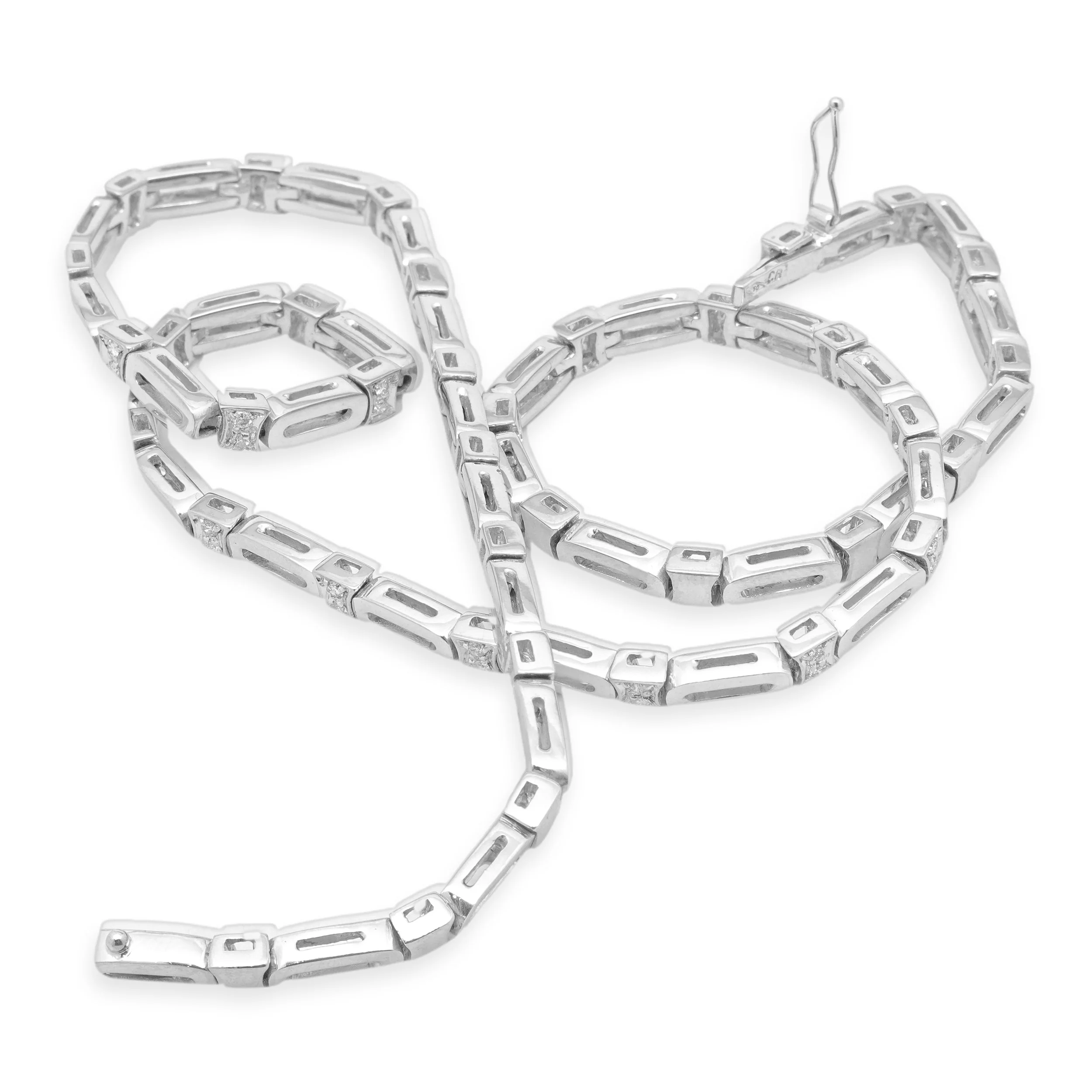 18 Karat White Gold Diamond Collar Necklace - Image 3