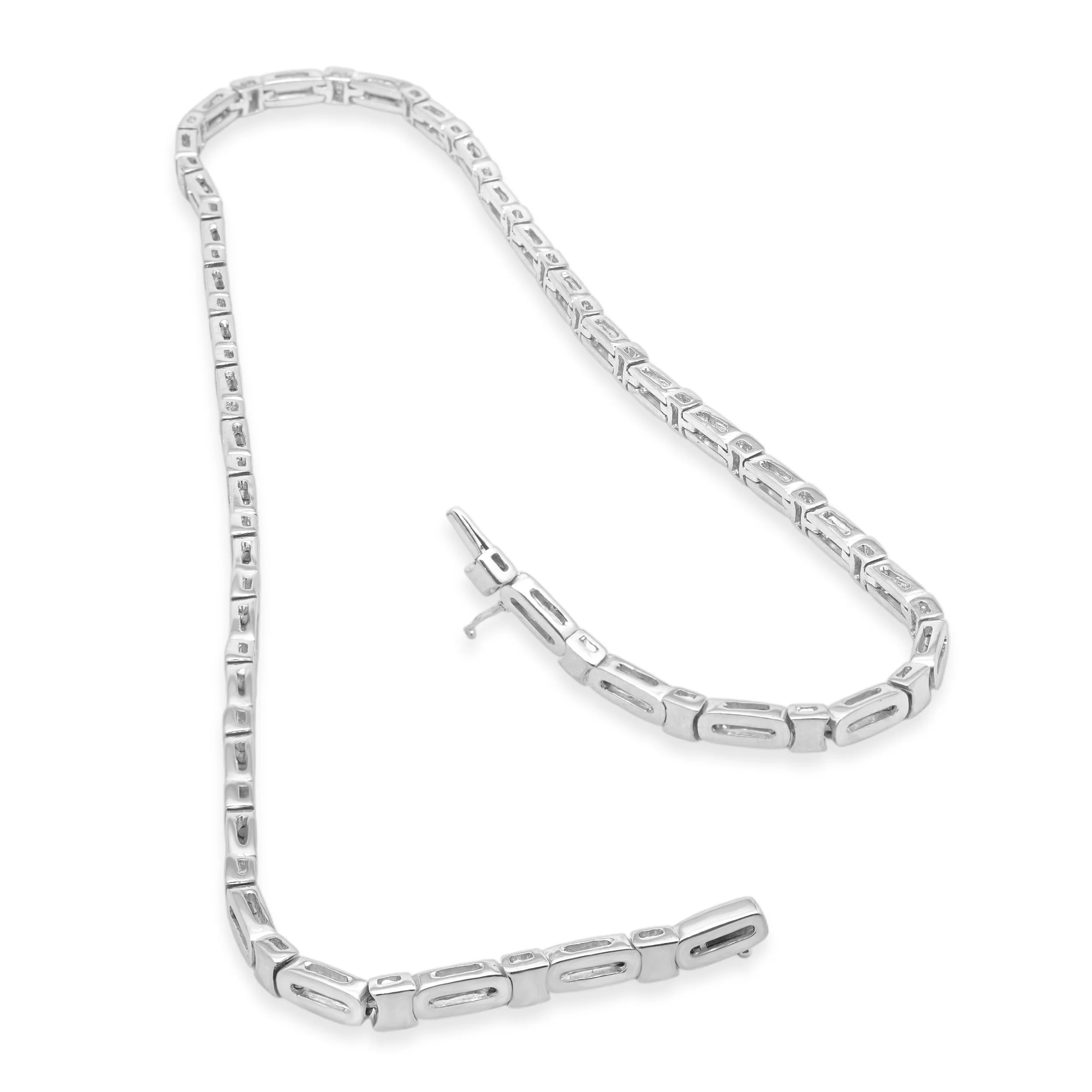 18 Karat White Gold Diamond Collar Necklace - Image 4