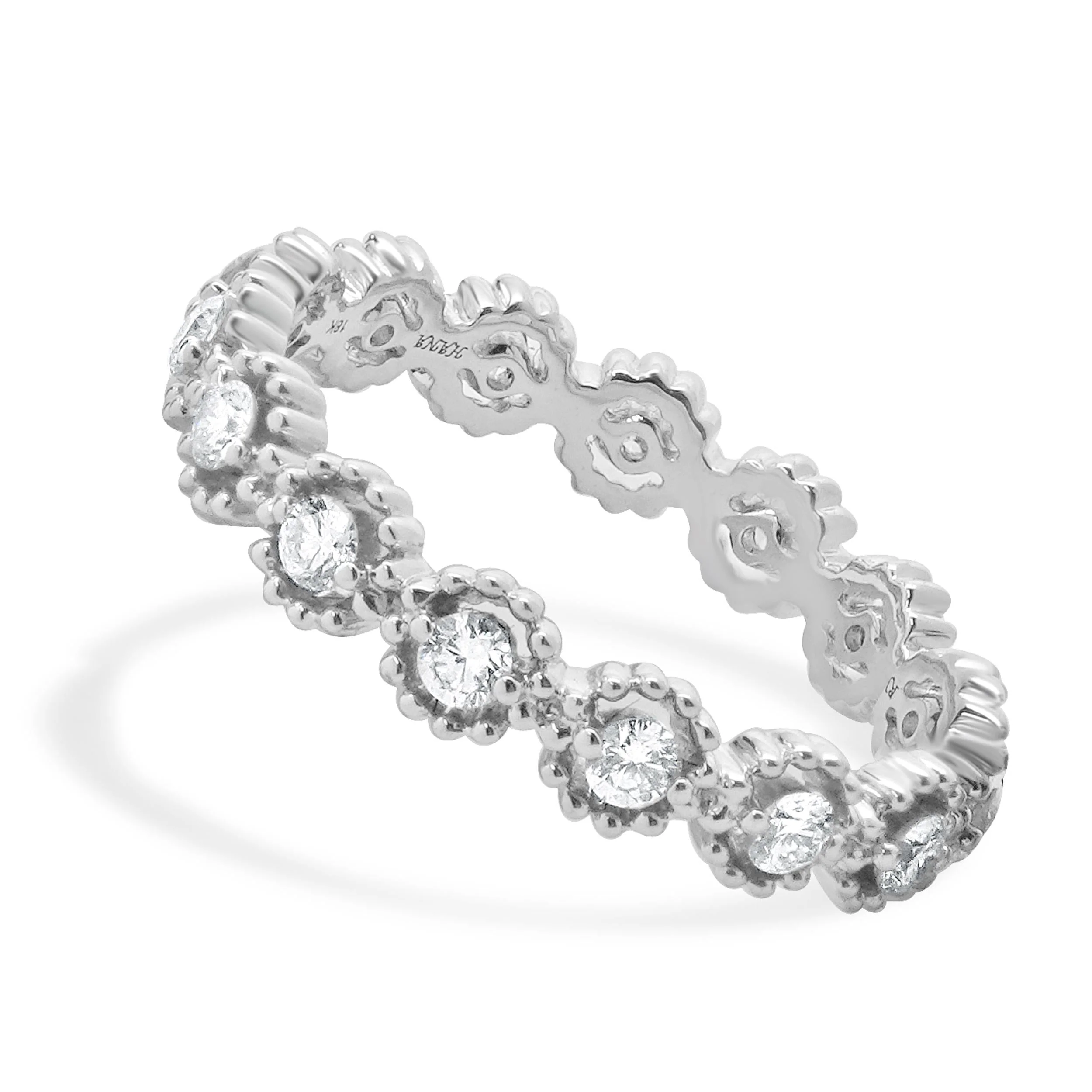 18 Karat White Gold Diamond Cutout Band - Image 4
