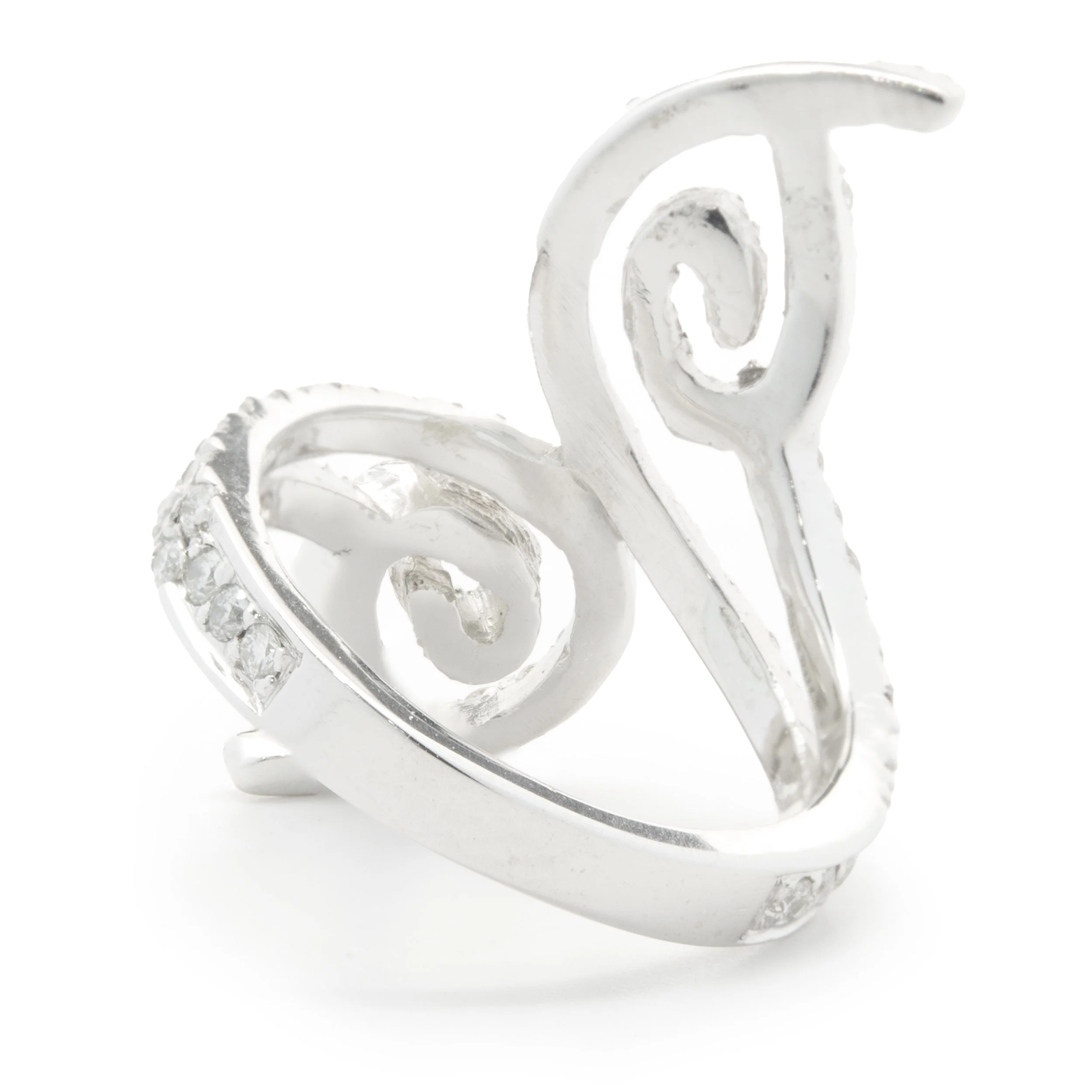 18 Karat White Gold Diamond Floral Long Finger Ring - Image 3
