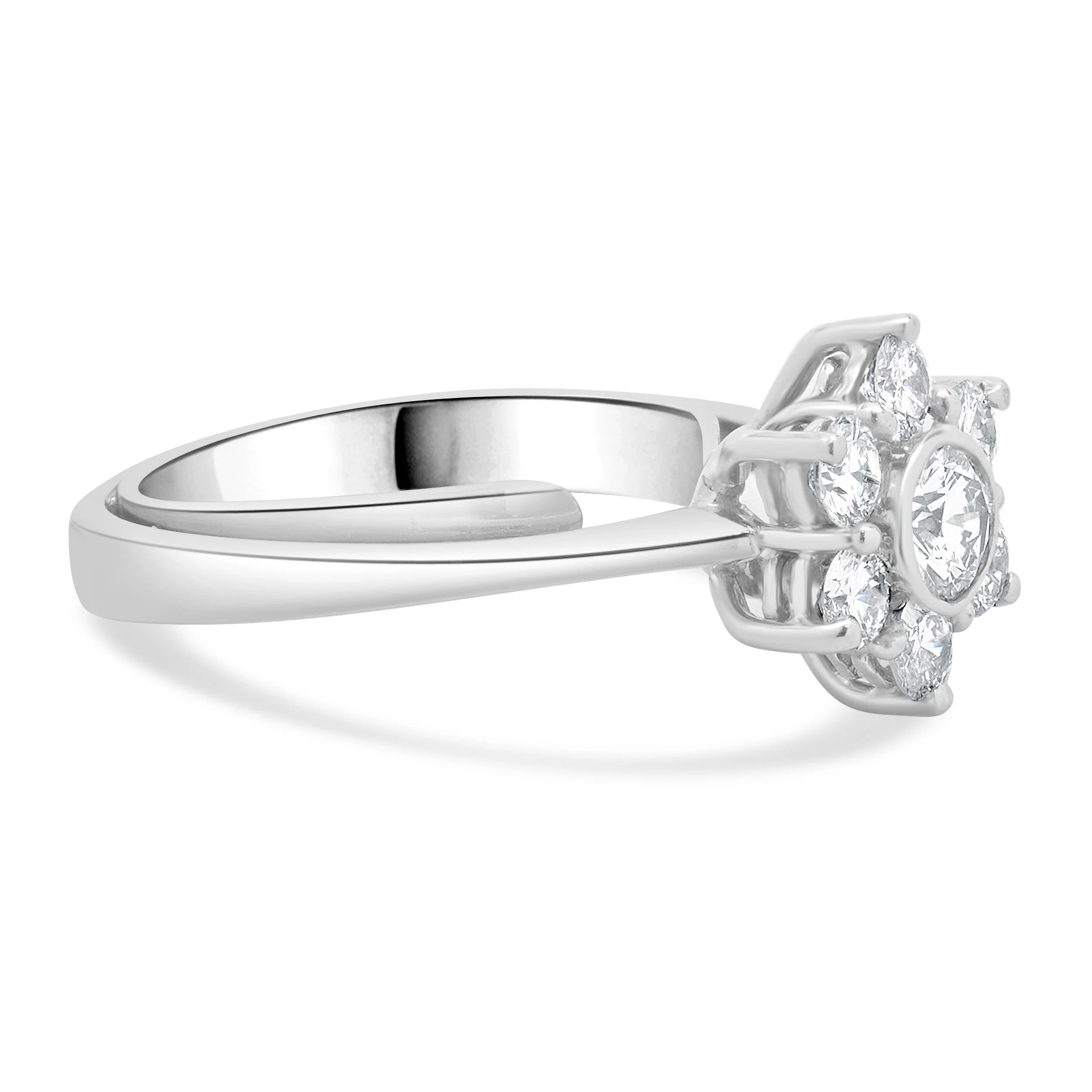 18 Karat White Gold Diamond Flower Ring - Image 4