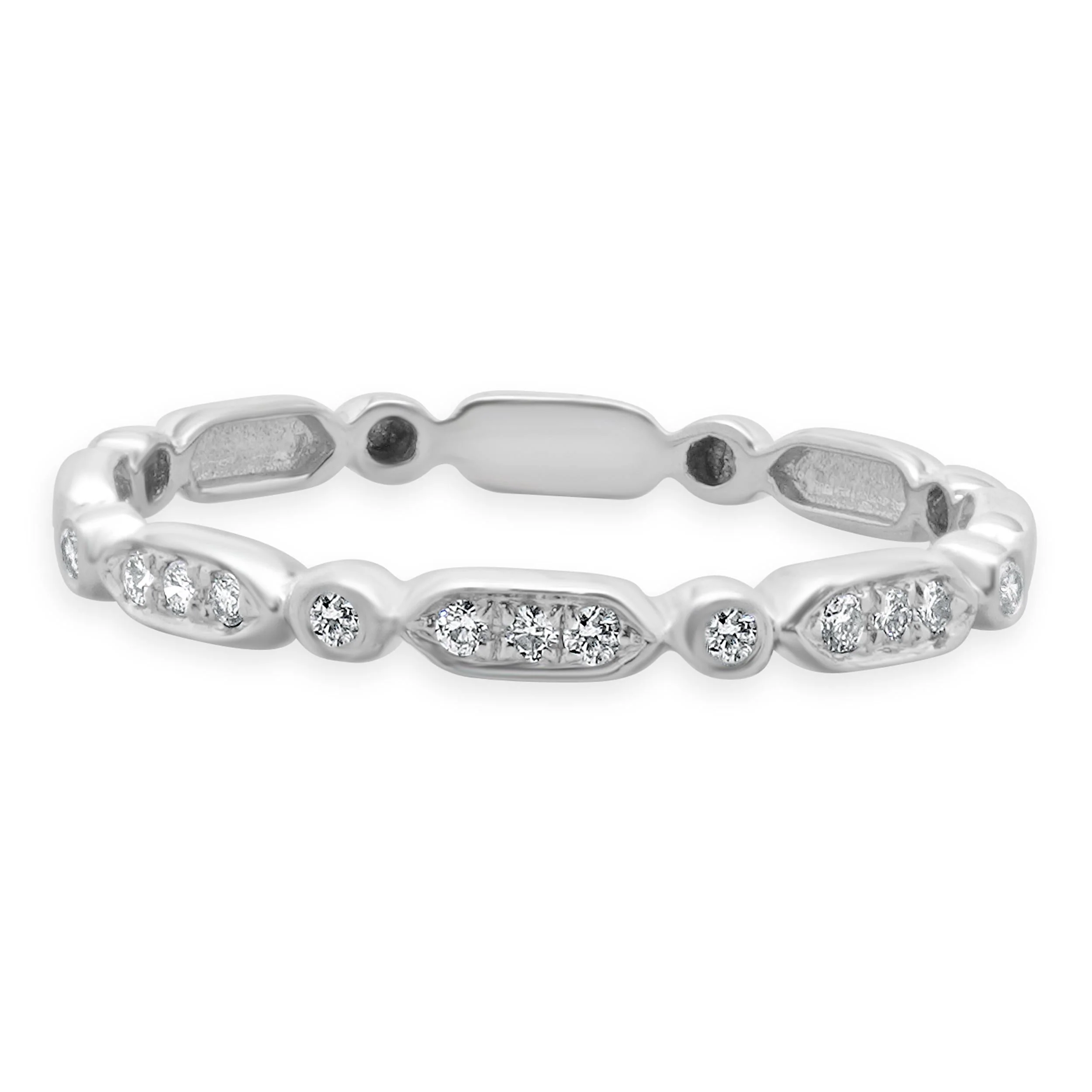 18 Karat White Gold Filigree Diamond Band