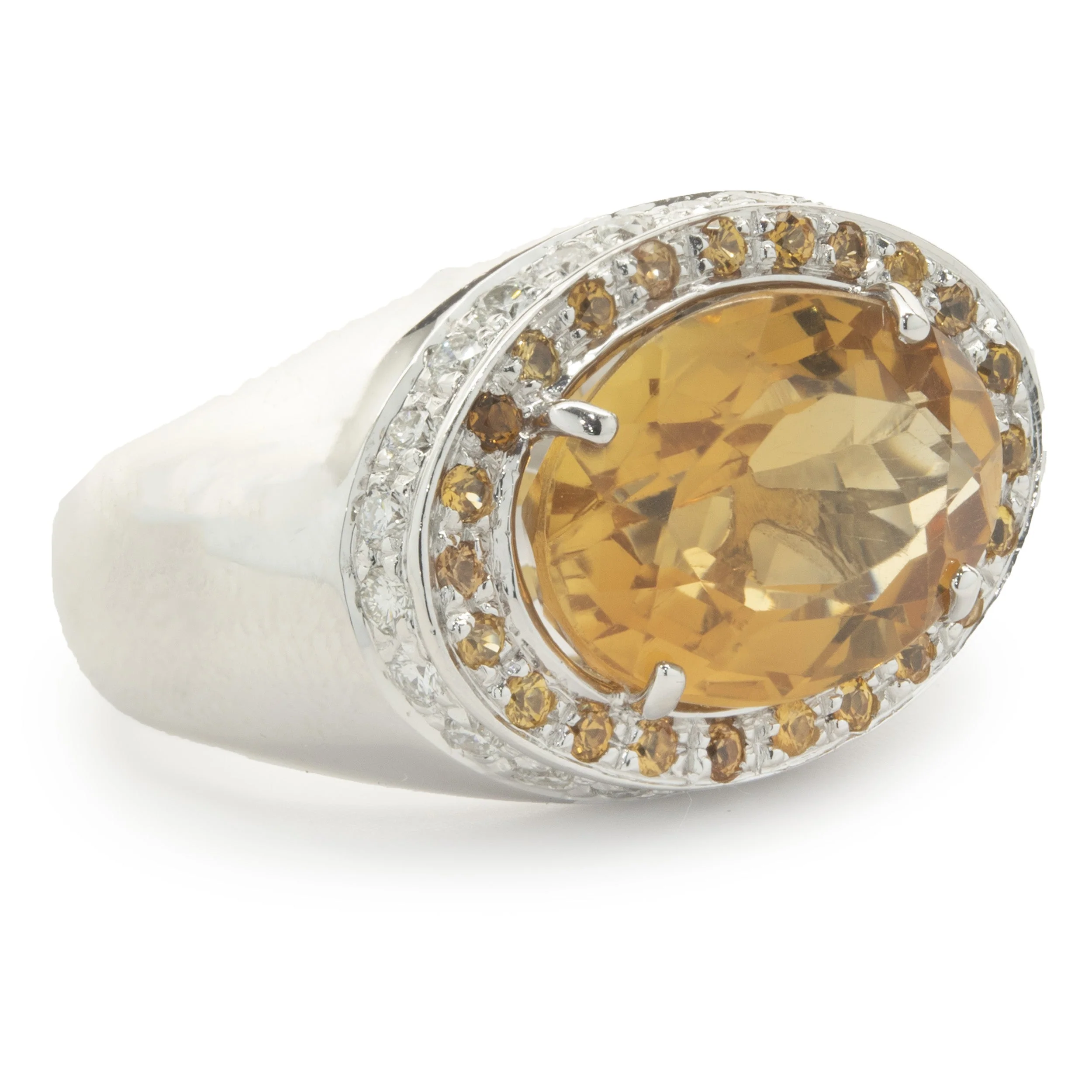 18 Karat White Gold Oval Citrine Ring - Image 2