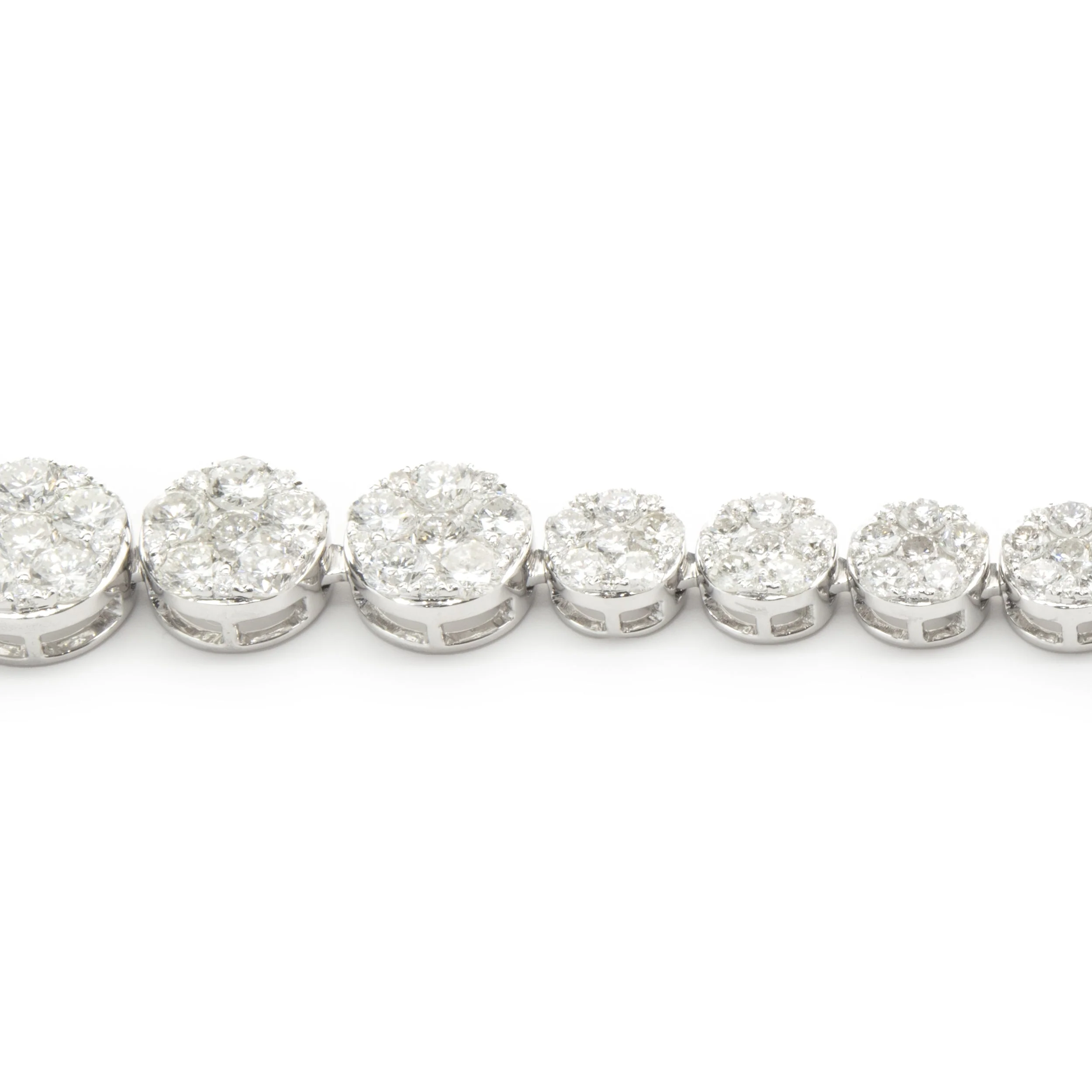 18 Karat White Gold Pave Diamond Graduated Collar Necklace - Image 4