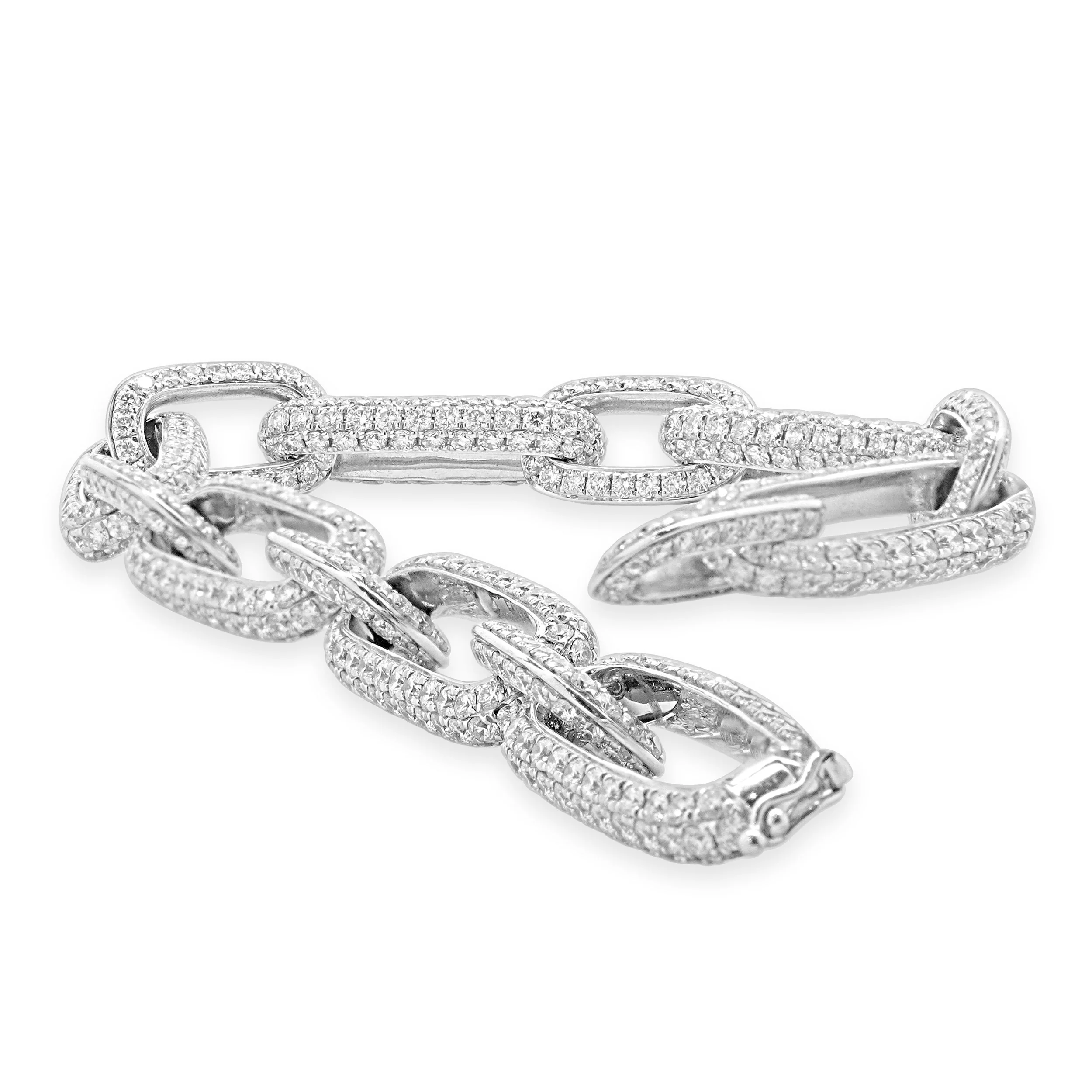18 Karat White Gold Pave Diamond Paperclip Bracelet - Image 3