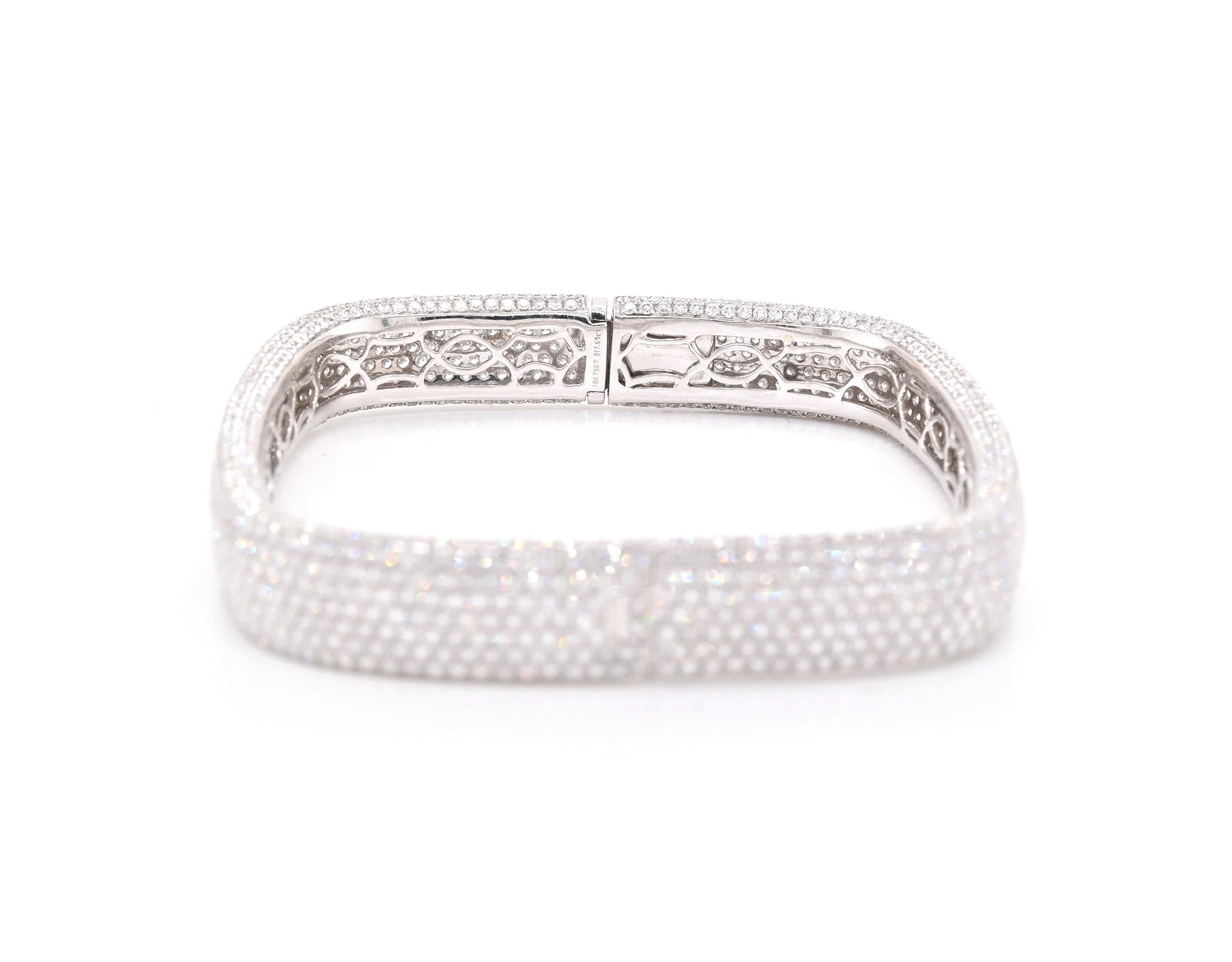 18 Karat White Gold Pave Diamond Square Bangle Bracelet - Image 2