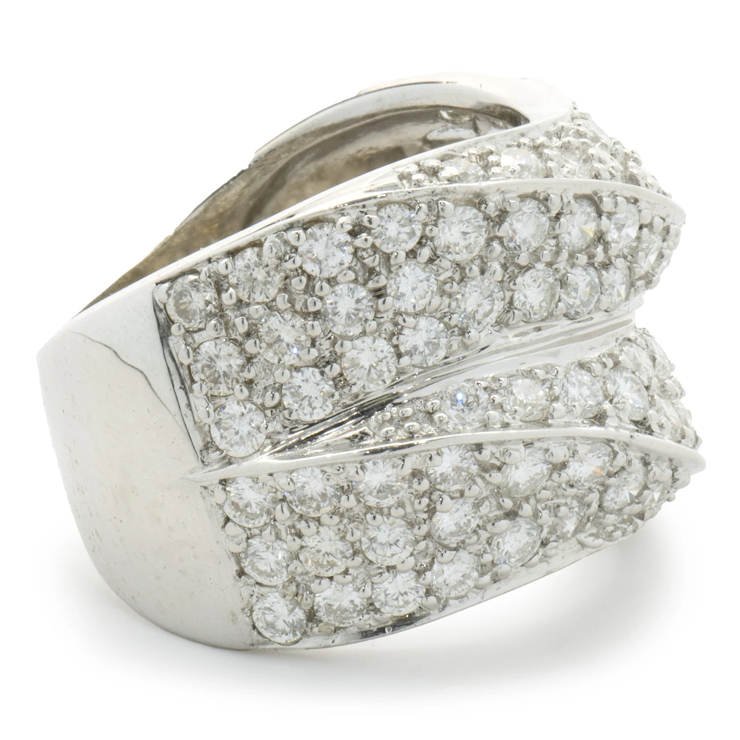 18 Karat White Gold Pave Diamond Wave Cigar Band - Image 2