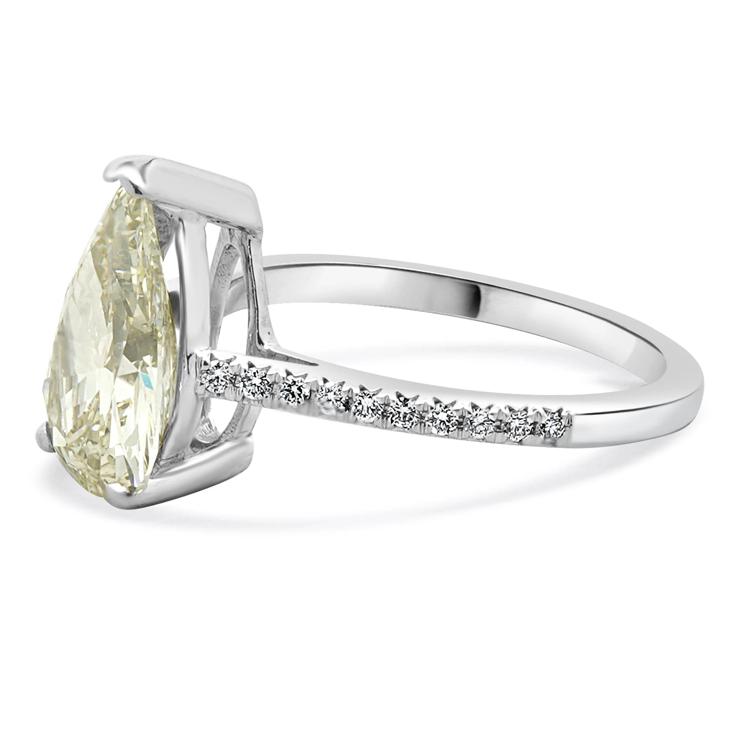 18 Karat White Gold Pear Diamond Engagement Ring - Image 2