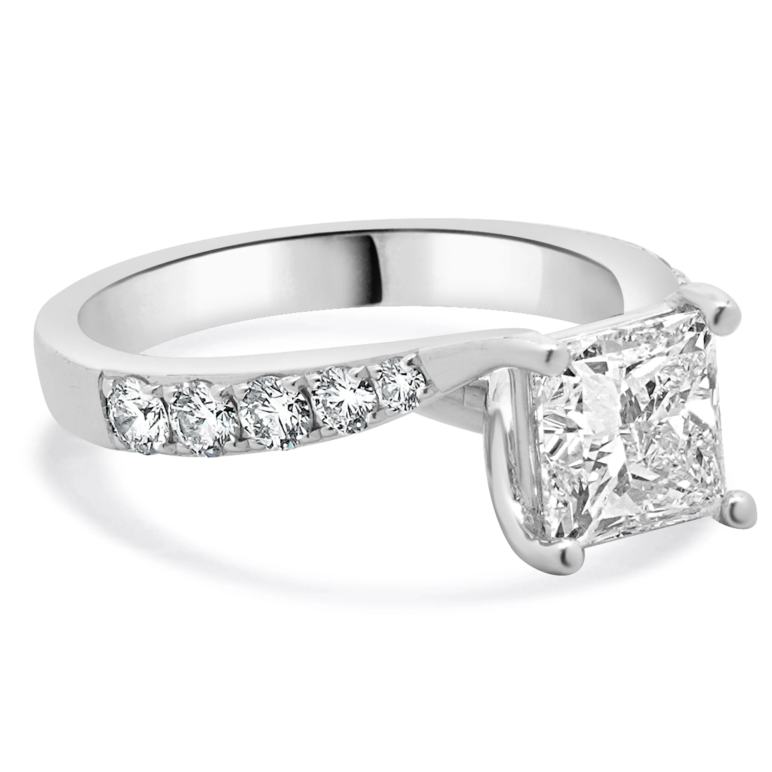 18 Karat White Gold Princess Cut Diamond Engagement Ring - Image 3