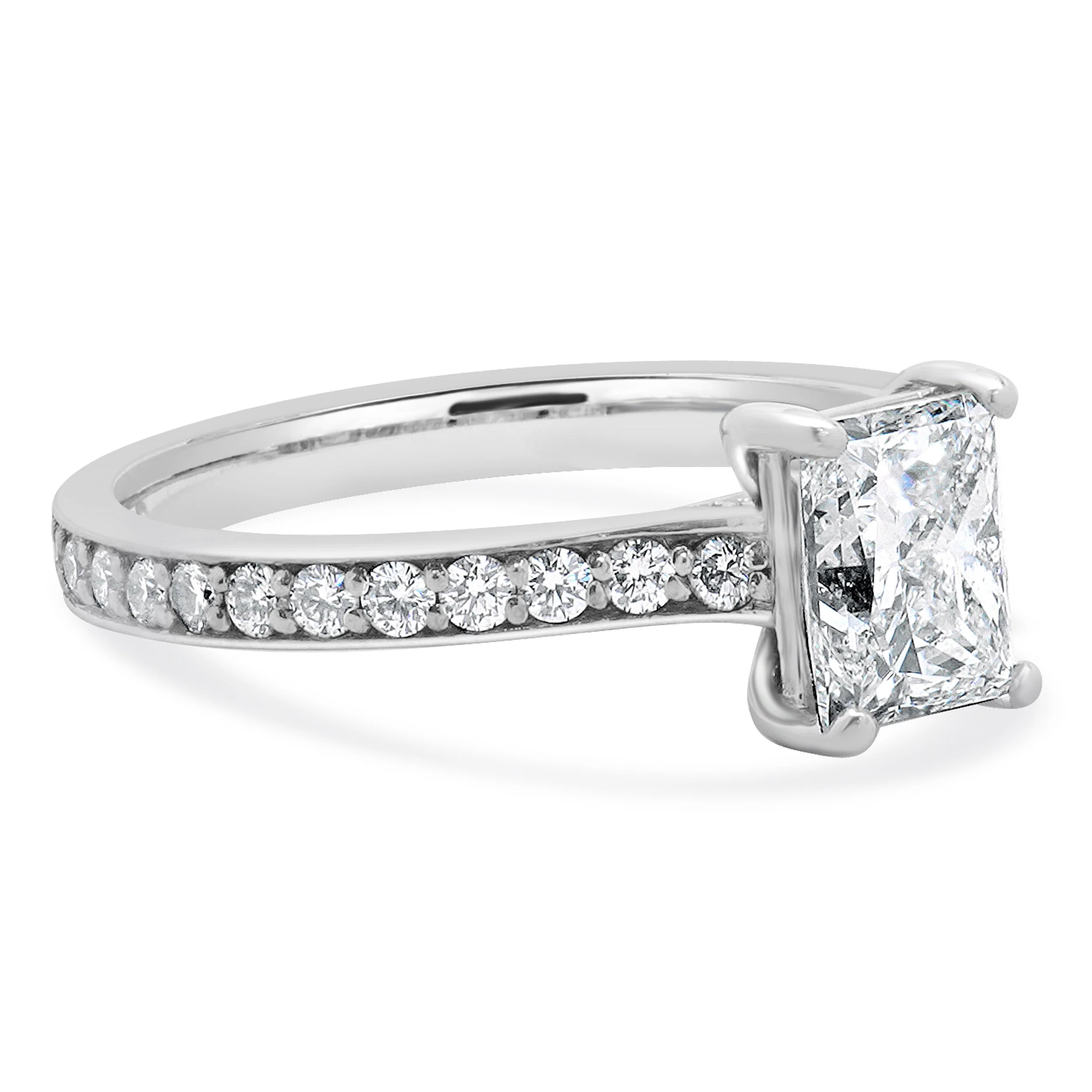 18 Karat White Gold Radiant Cut Diamond Engagement Ring - Image 4
