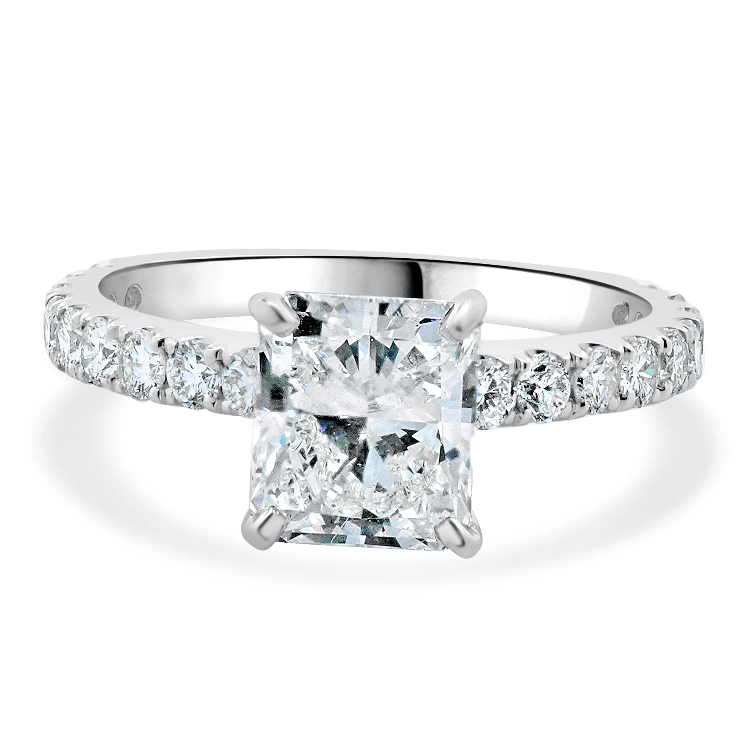 18 Karat White Gold Radiant Cut Diamond Engagement Ring